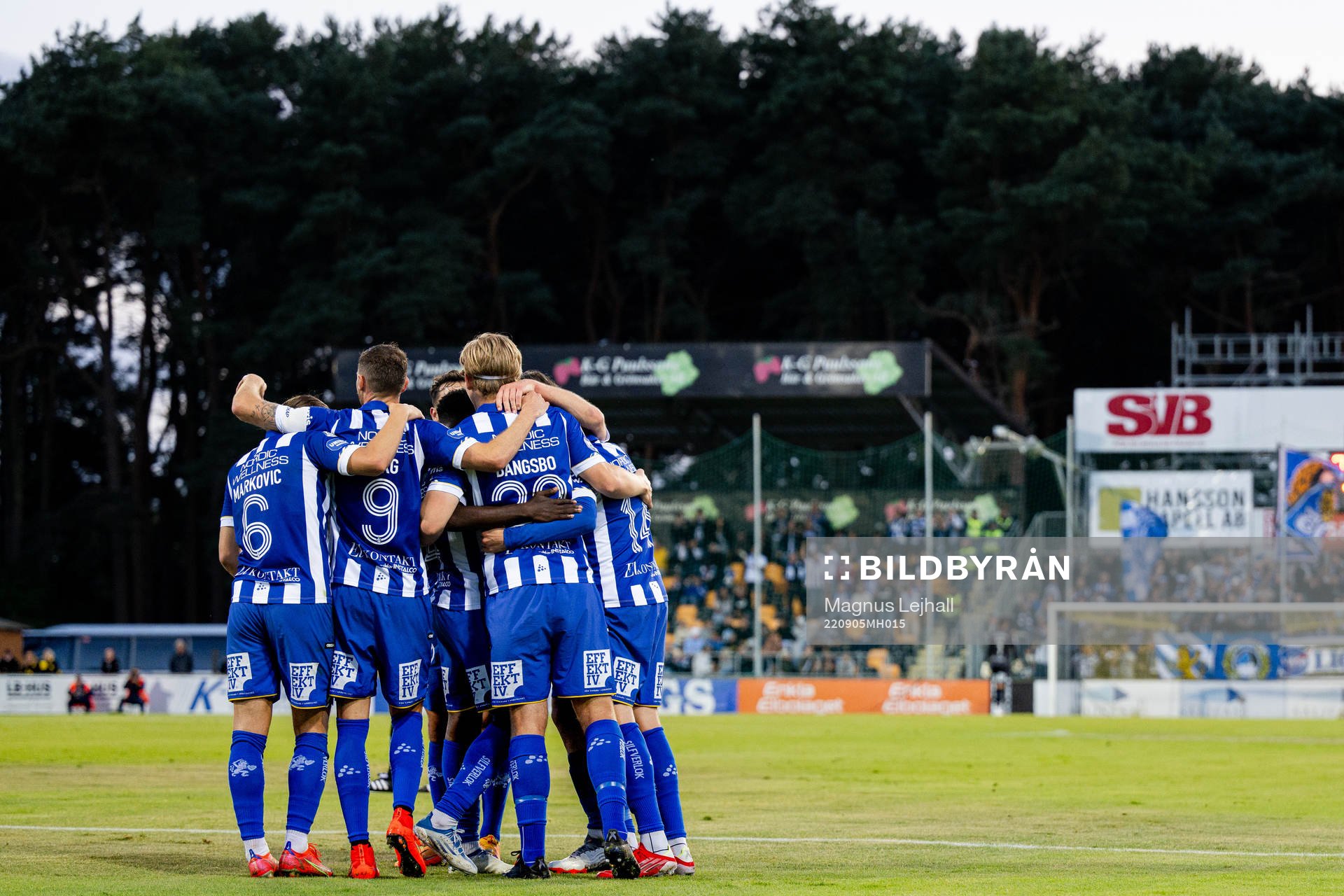 IFK Göteborgs spelare jublar