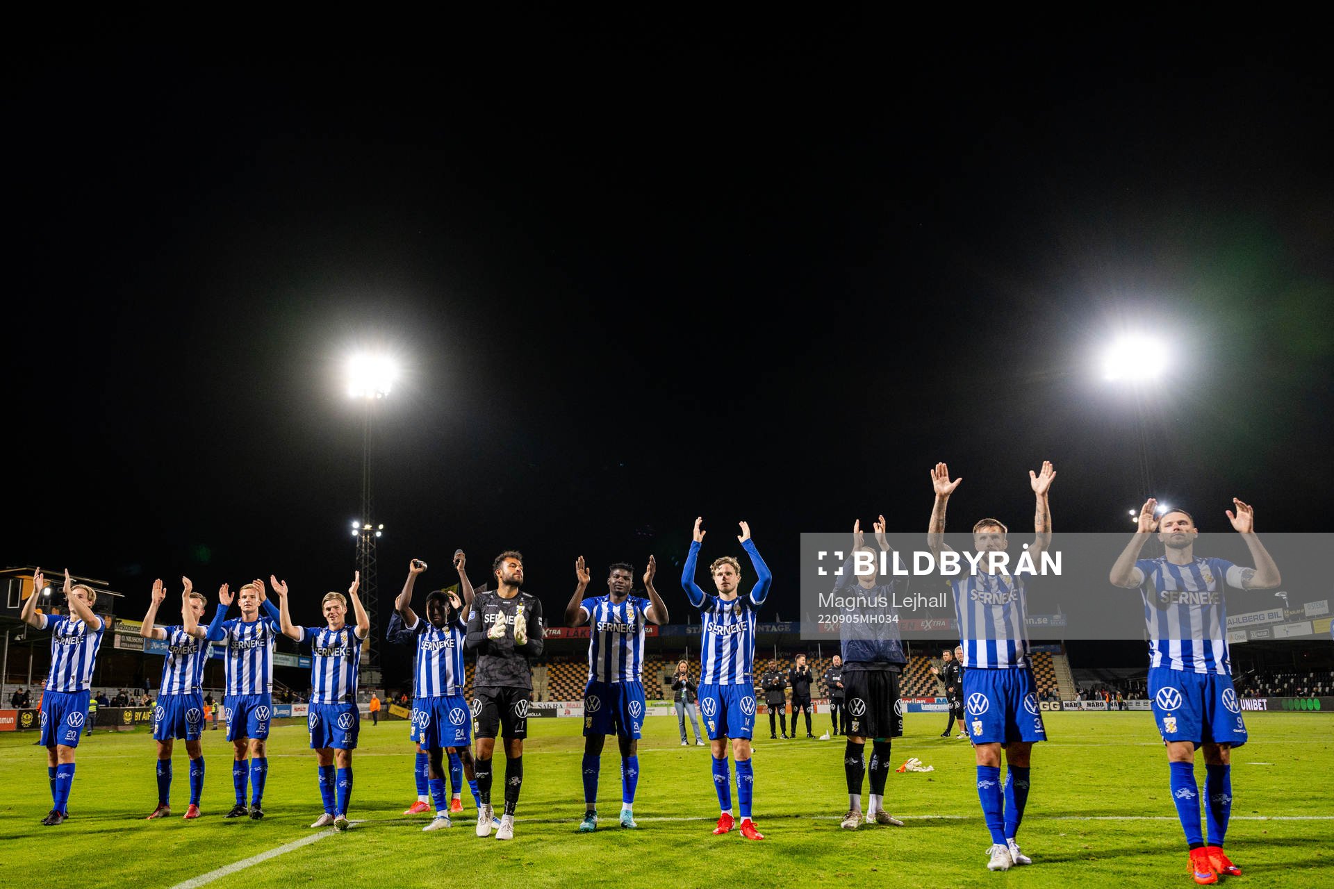 IFK Göteborgs spelare jublar
