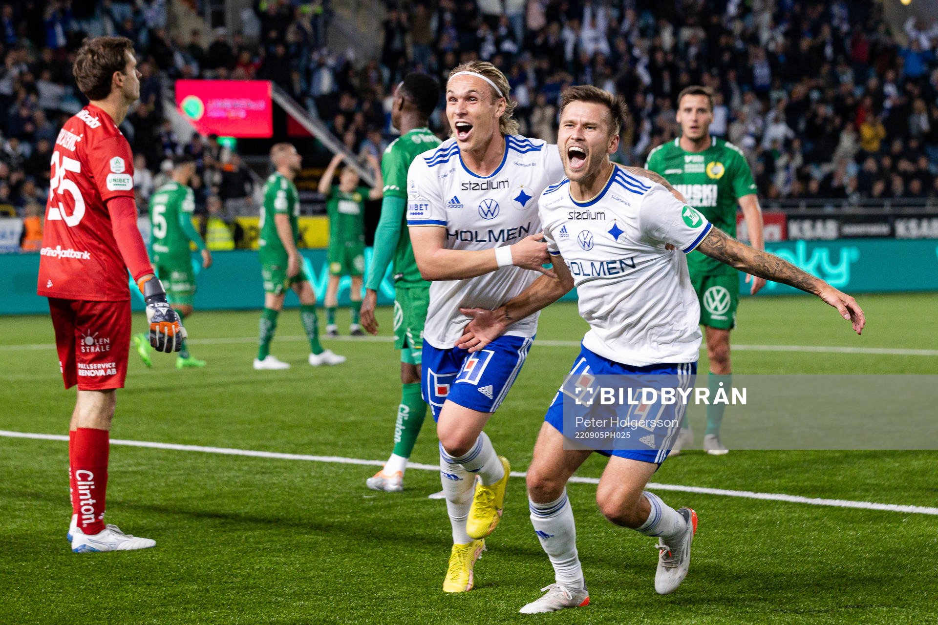 IFK Norrköpings Arnor Traustason jublar