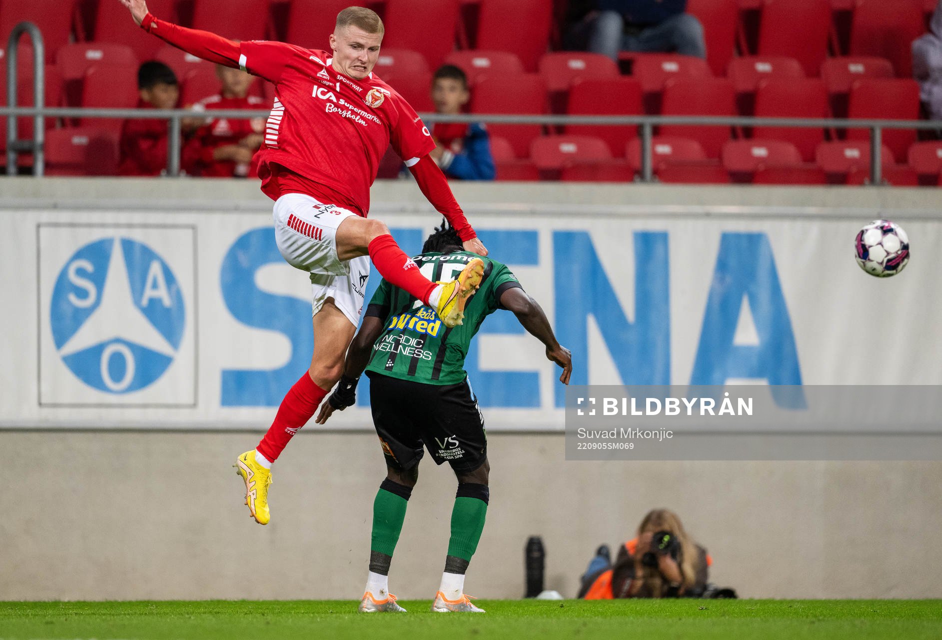 Kalmars Davíd Kristján Ólafsson och Varbergs Gideon