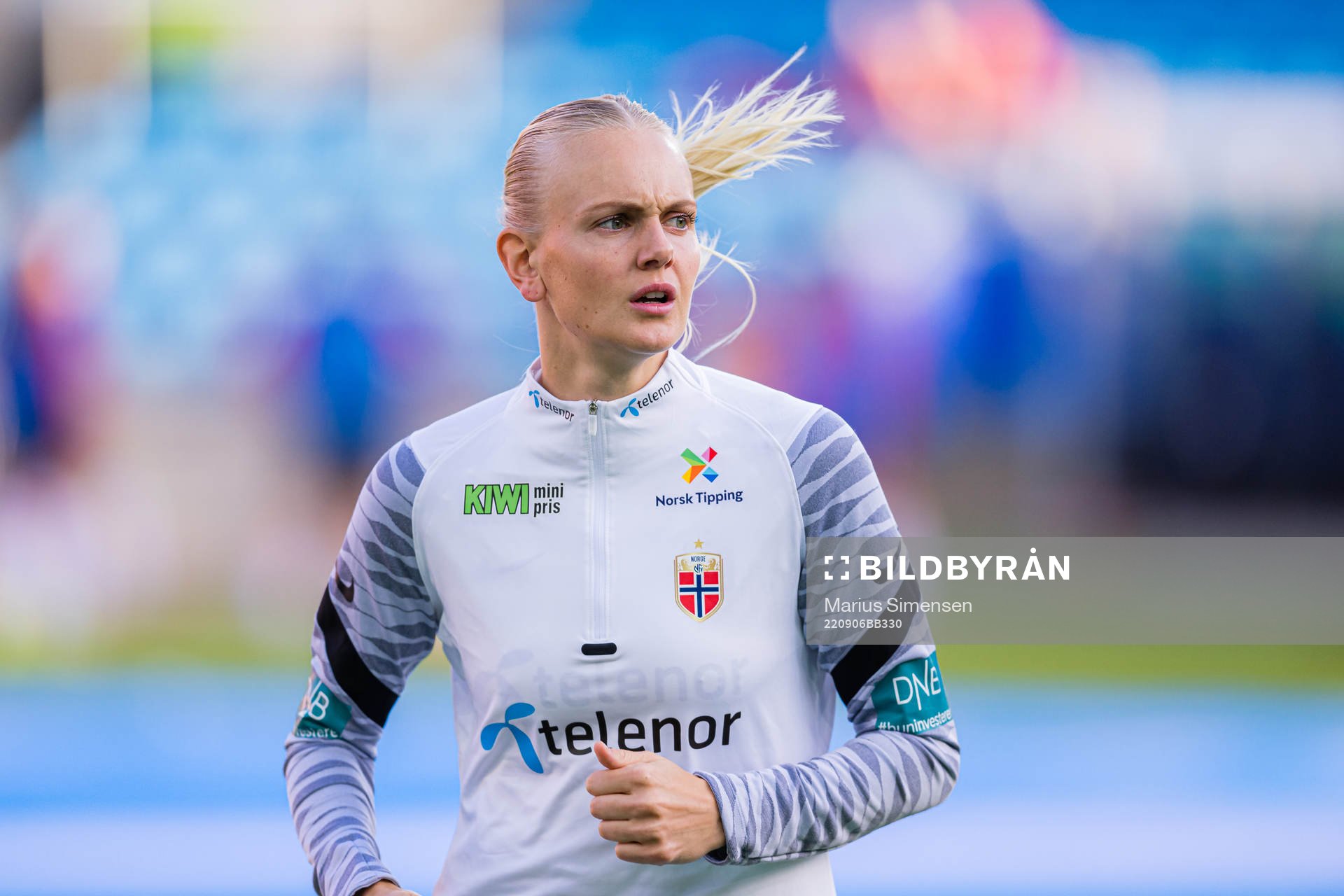 Karina Sævik of Norway warms up
