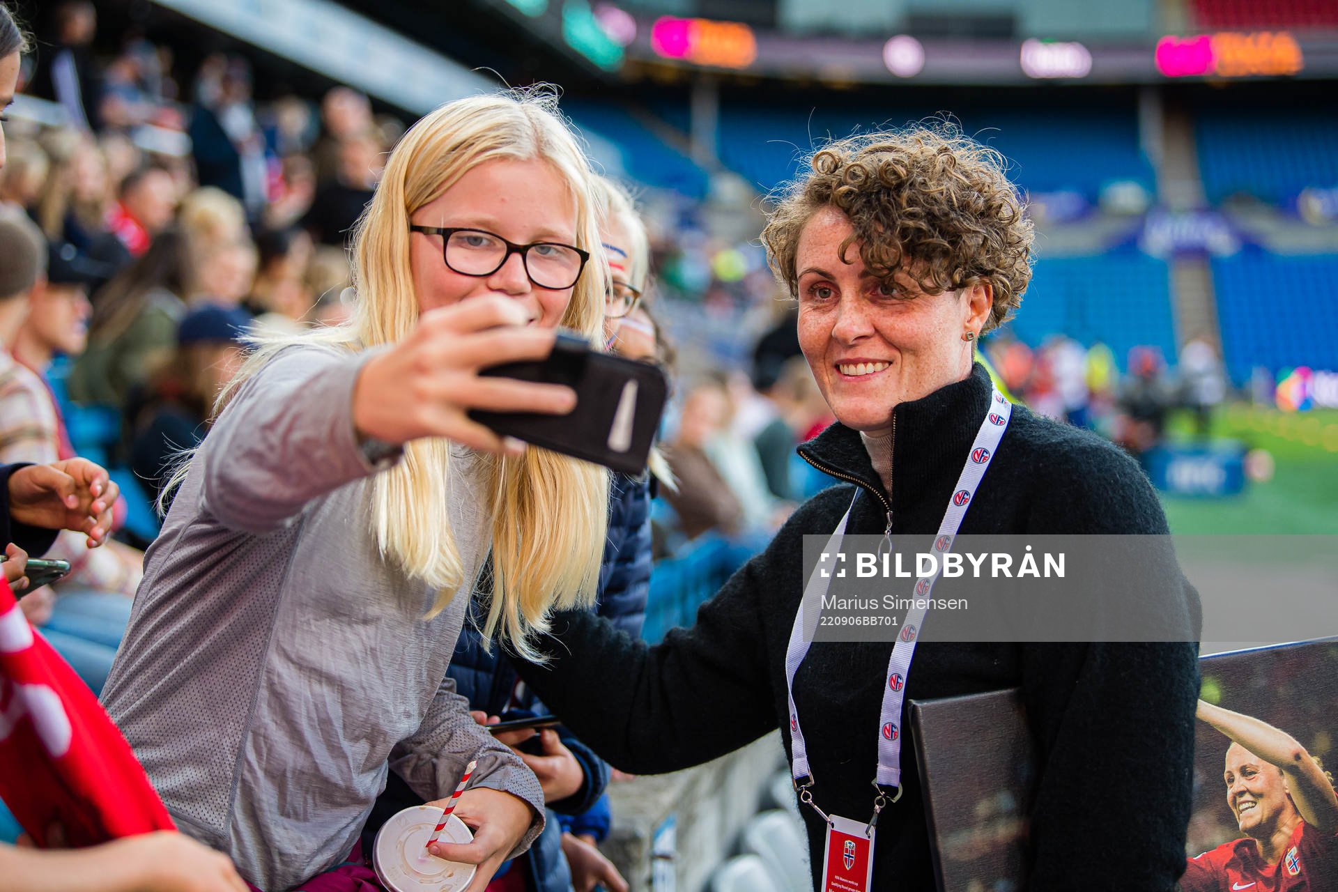 Isabell Herlovsen at half-time break
