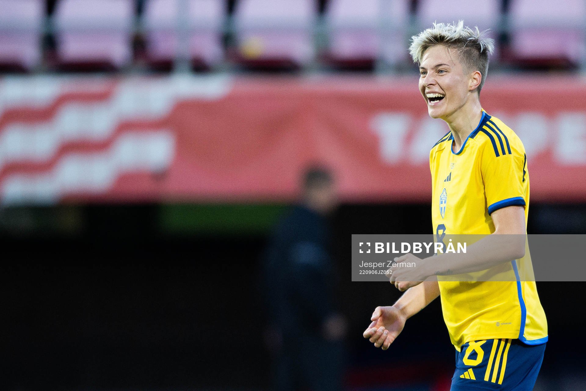 Lina Hurtig of Sweden celebrates the 0-2 goal