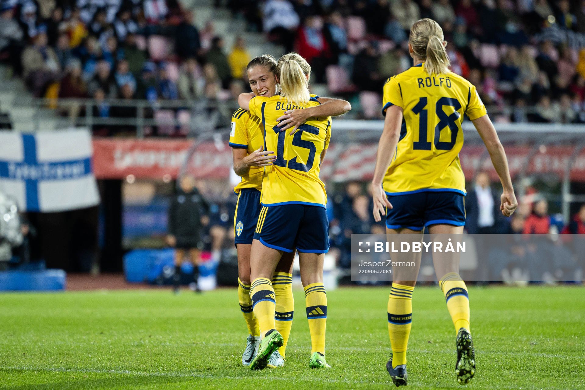 Filippa Angeldahl , Rebecka Blomqvist and Fridolina Rolfö