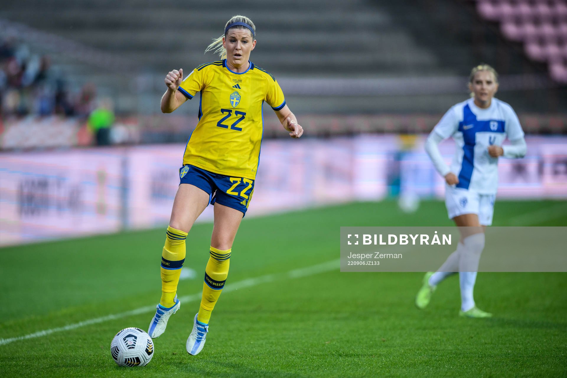 Olivia Scough of Sweden