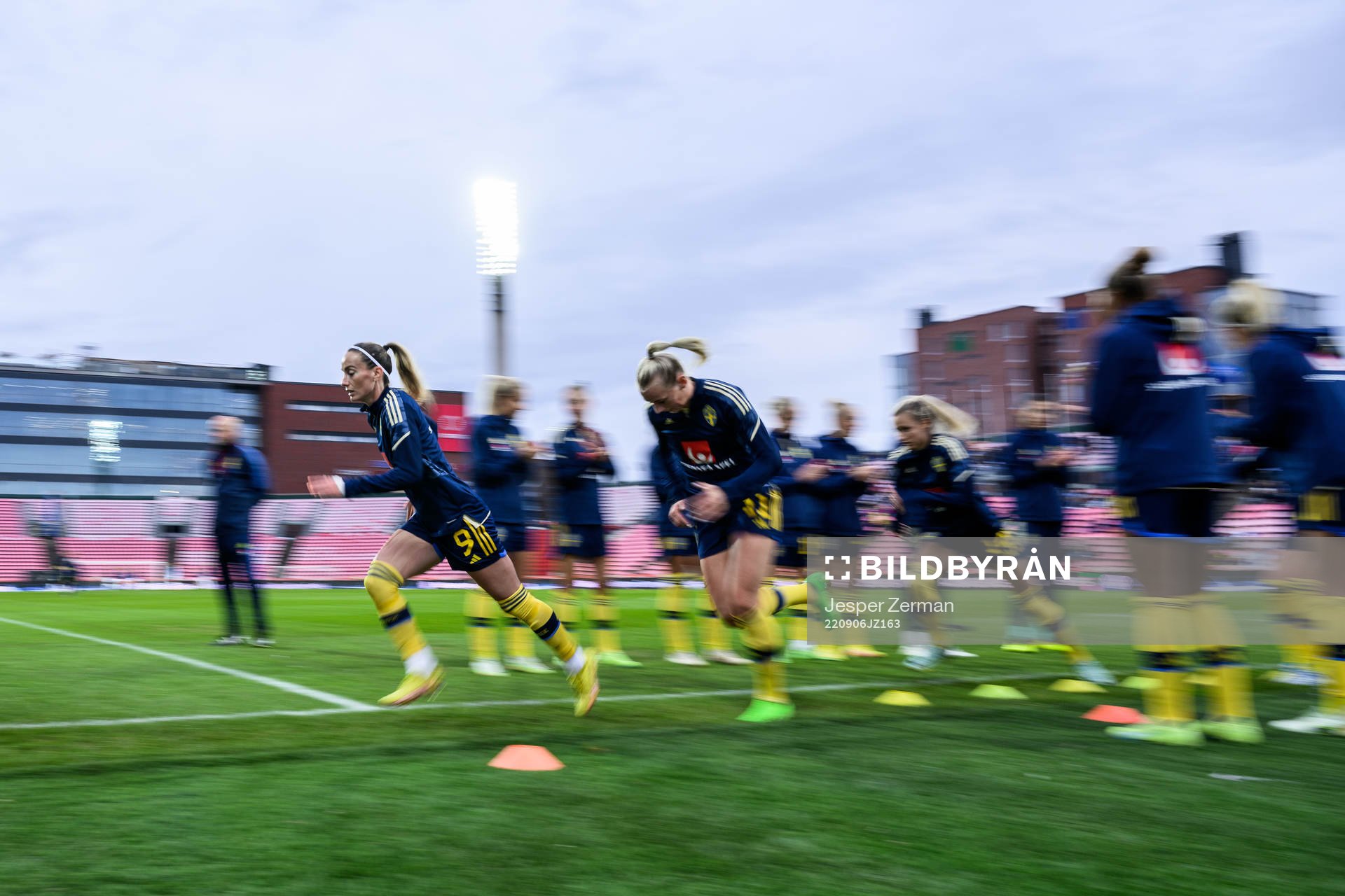 Kosovare Asllani and Stina Blackstenius of Sweden