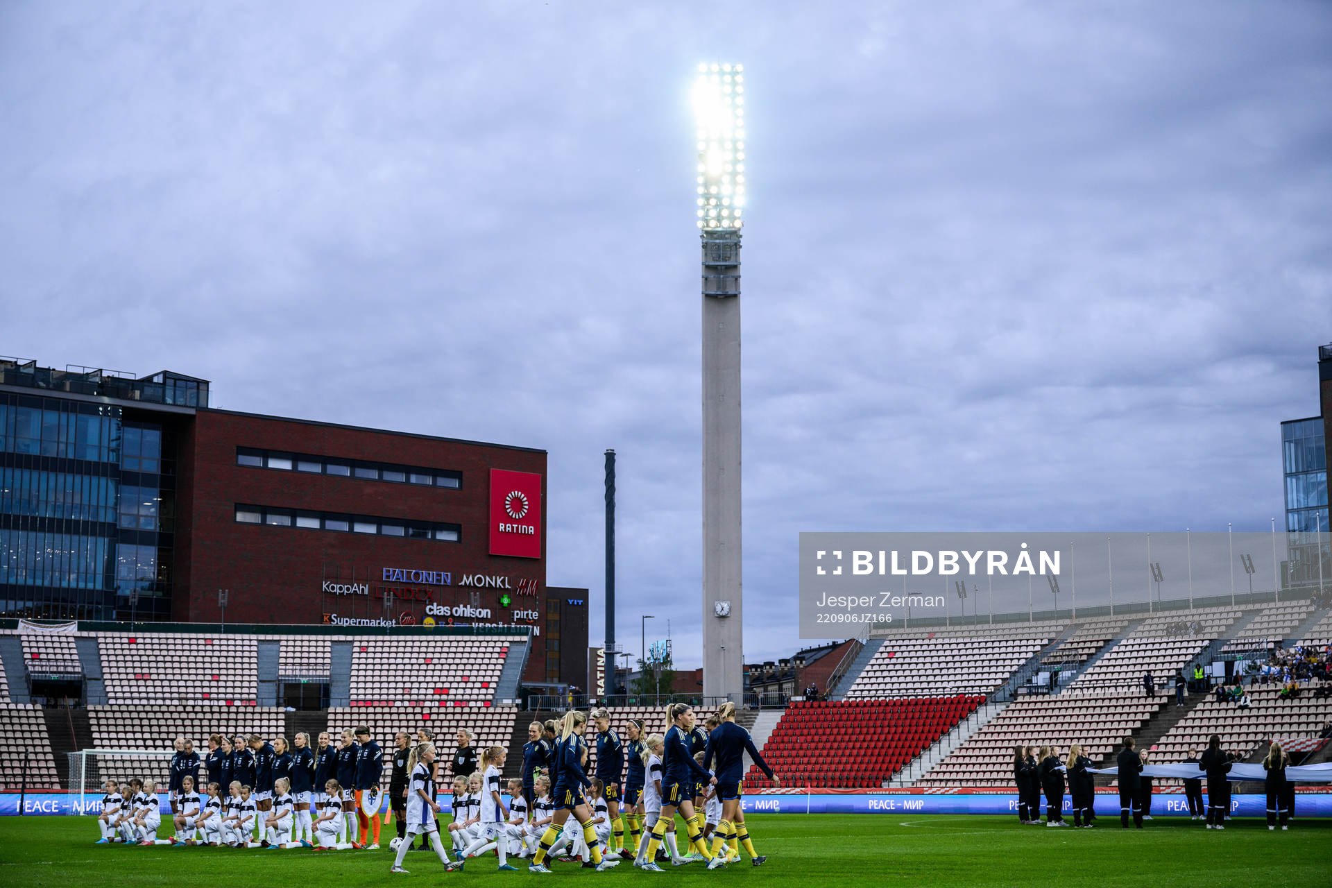 Players of Finland and of Sweden