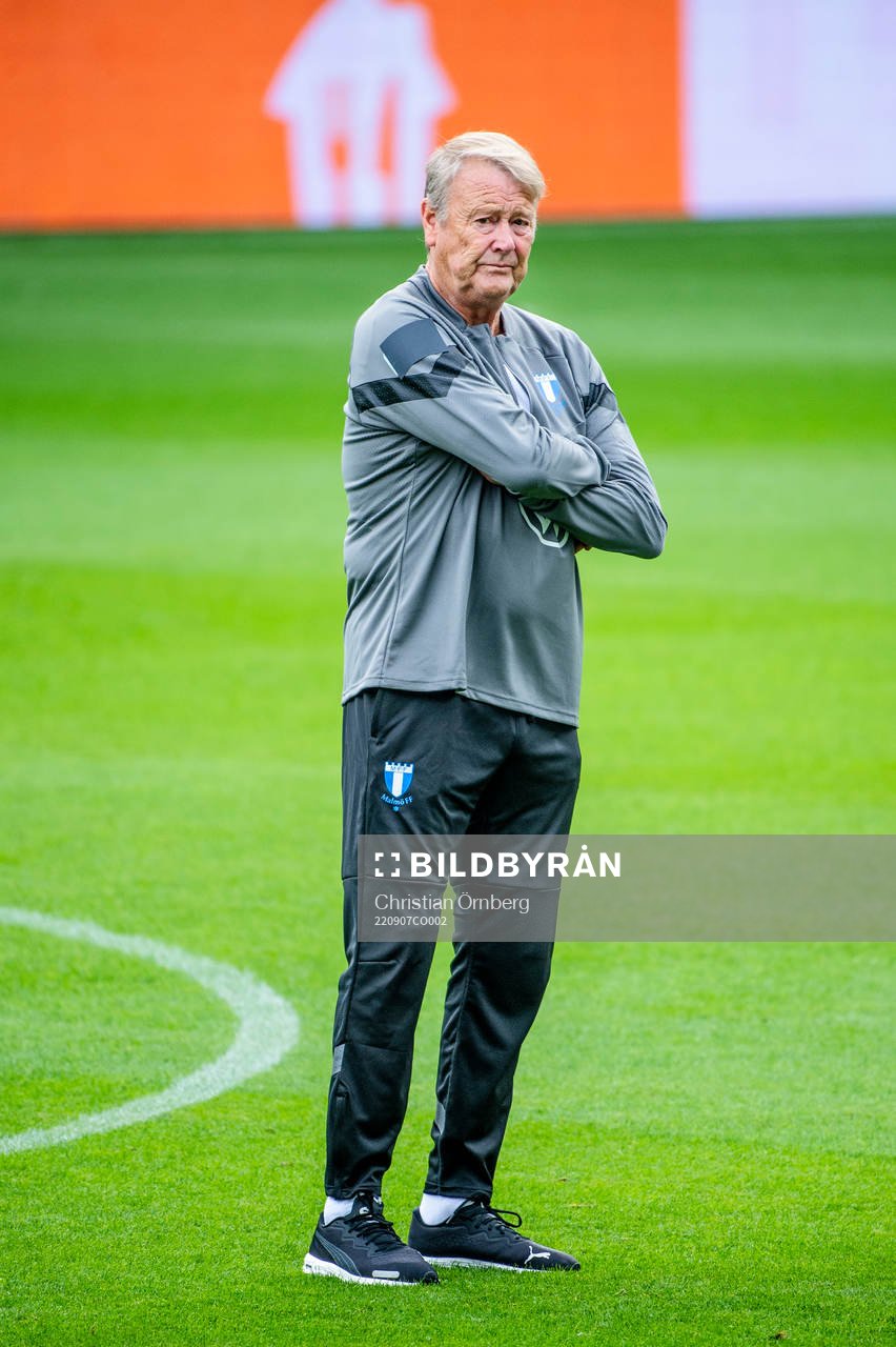 Head coach Åge Hareide