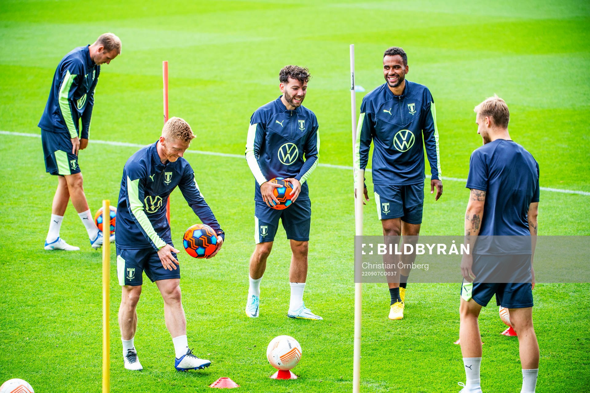 Erdal Rakip and Isaac Kiese Thelin
