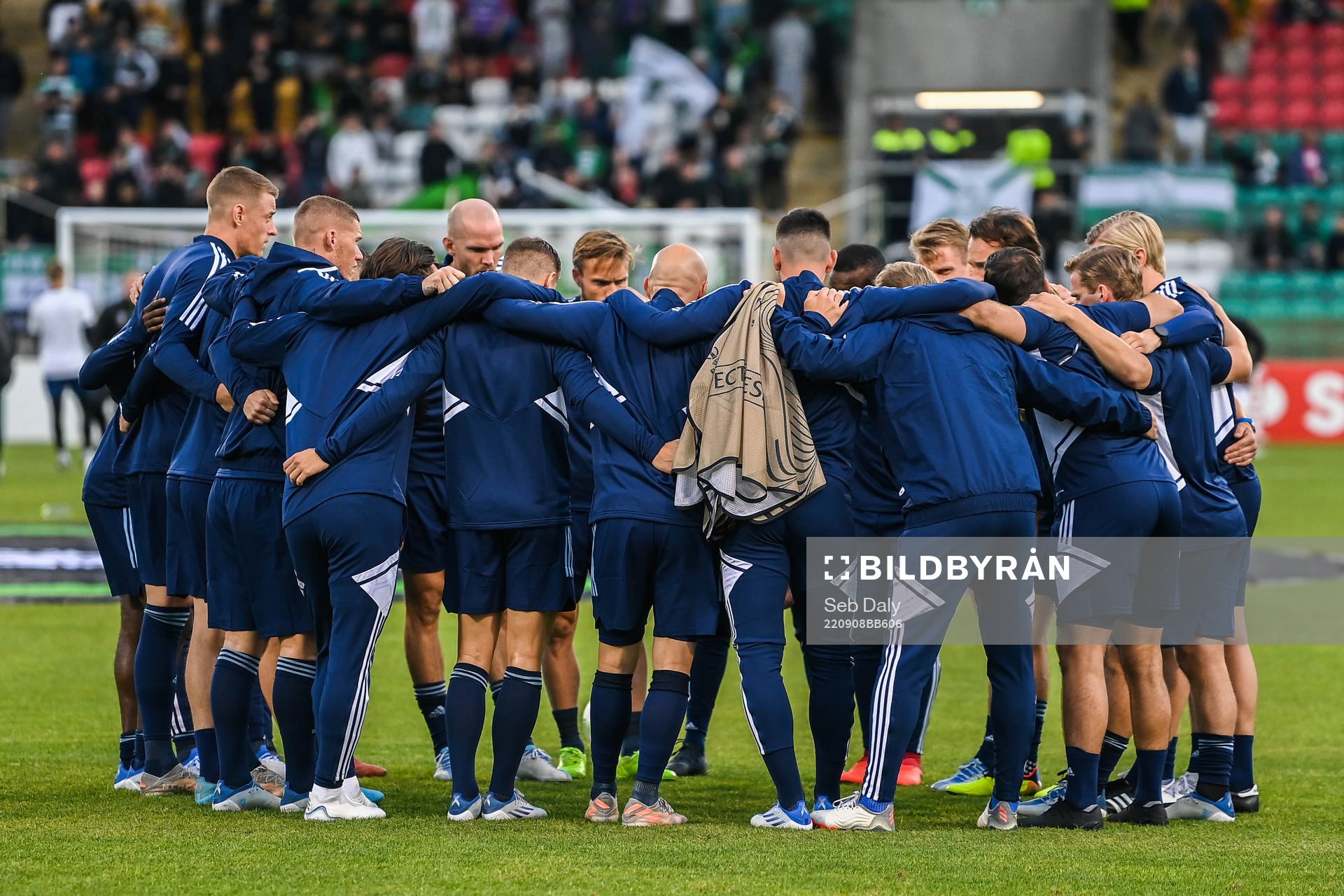Players of Djurgården gather