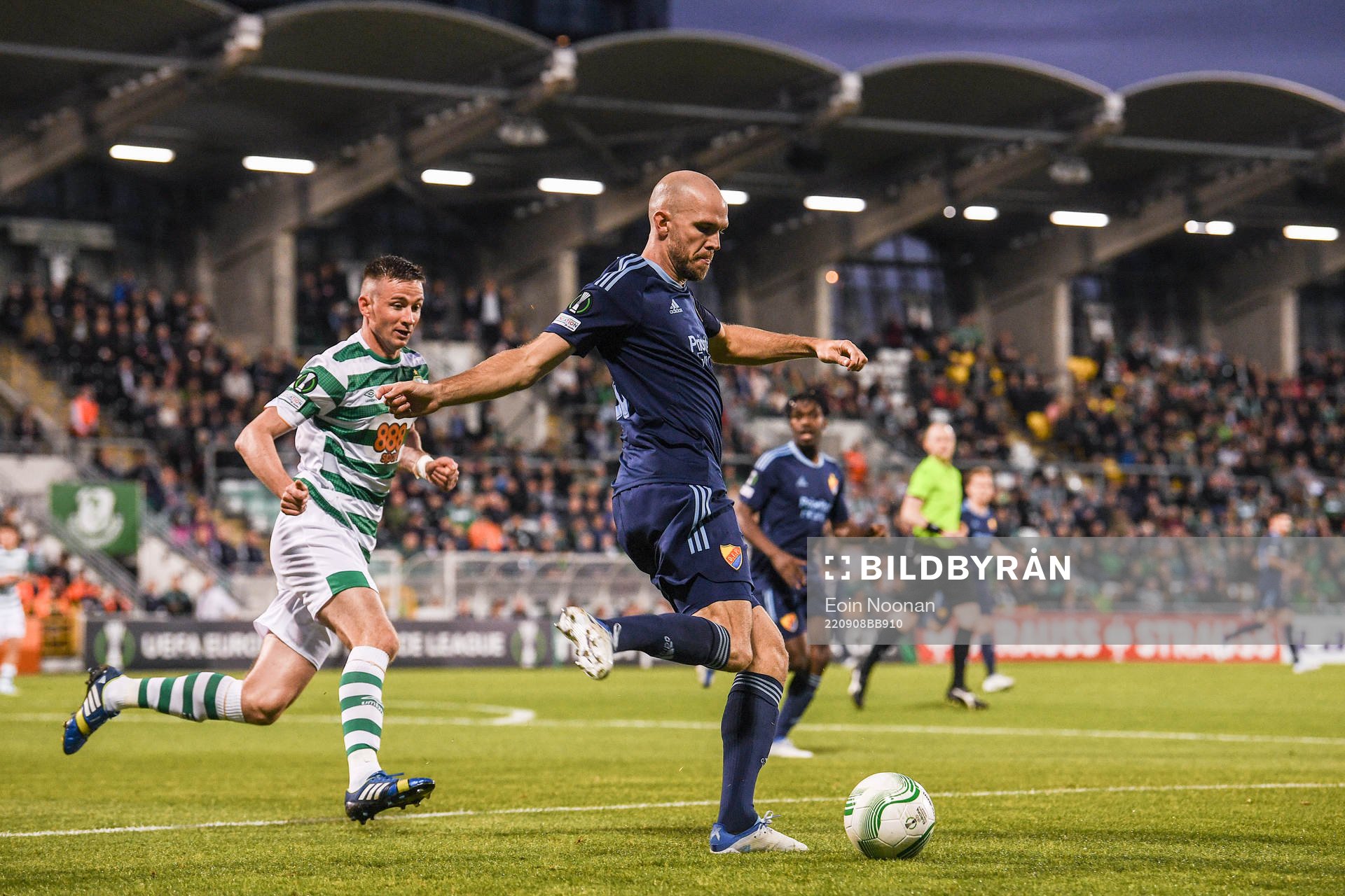 Gary O’Neill of Shamrock Rovers and Marcus Danielson of