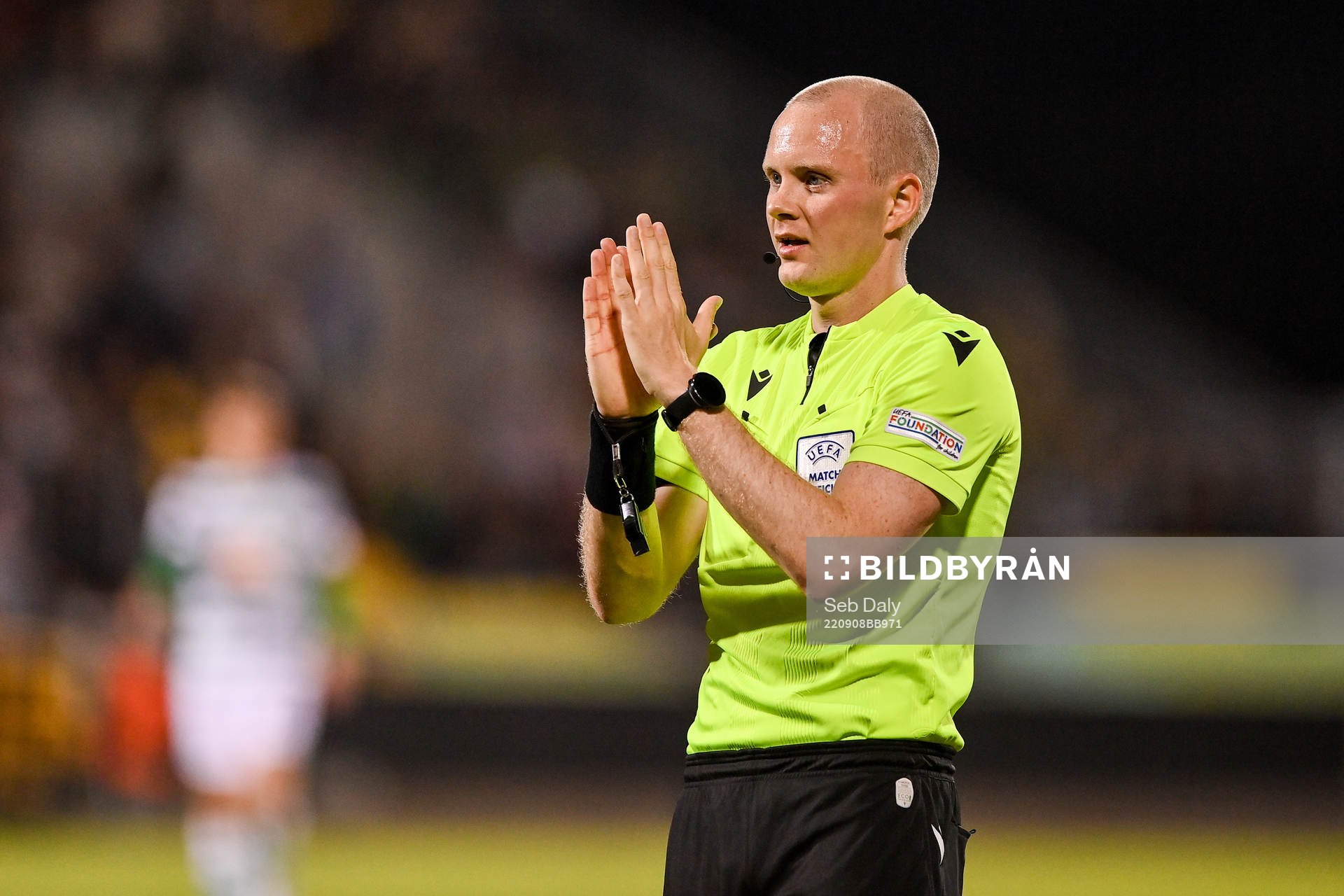 Referee Ivar Orri Kristjansson