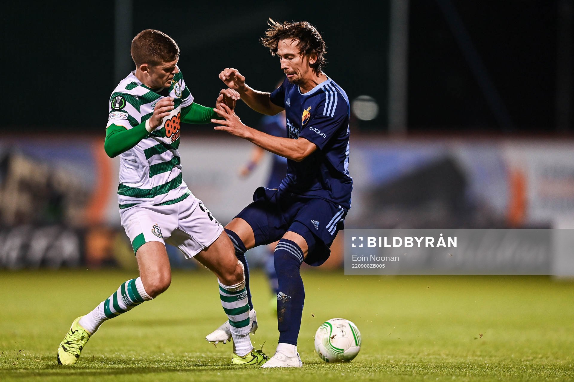 Sean Gannon of Shamrock Rovers and Gustav Wikheim of