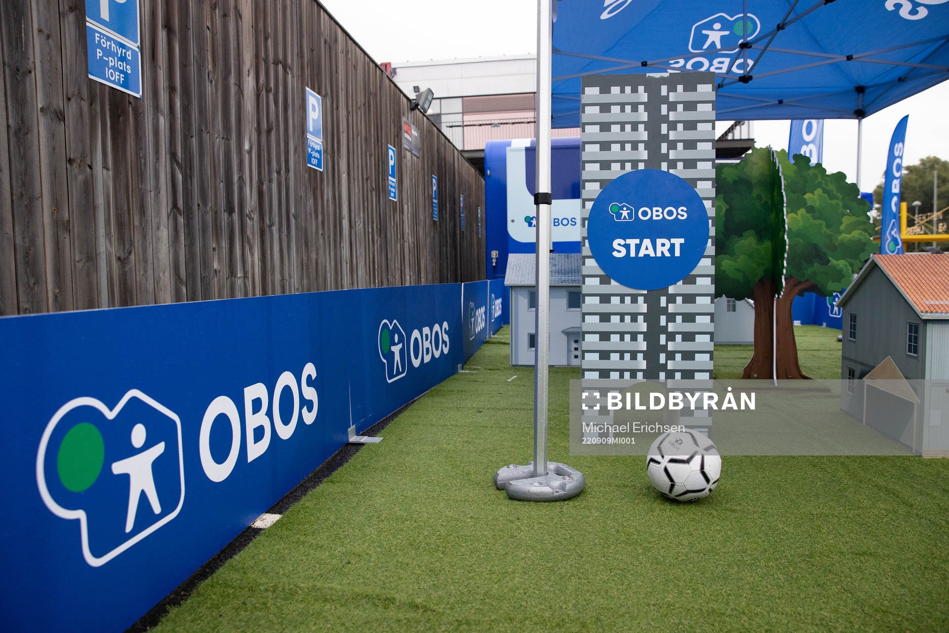 Ett aktivitetetsområde från OBOS innan  fotbollsmatchen i