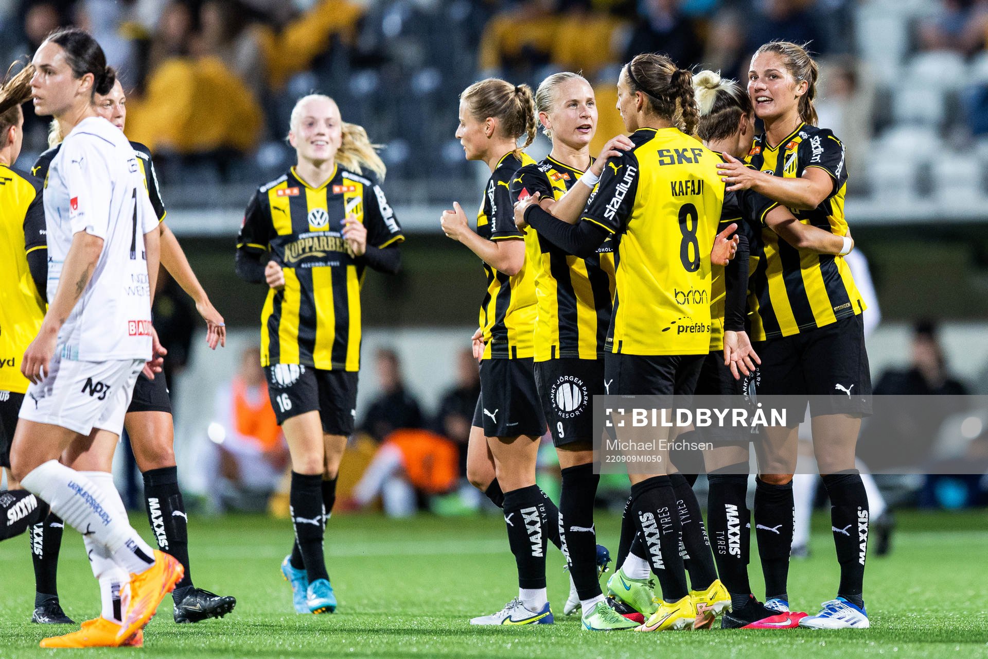 Häckens Anna Anvegård, Filippa Curmark och Rusul Rosa