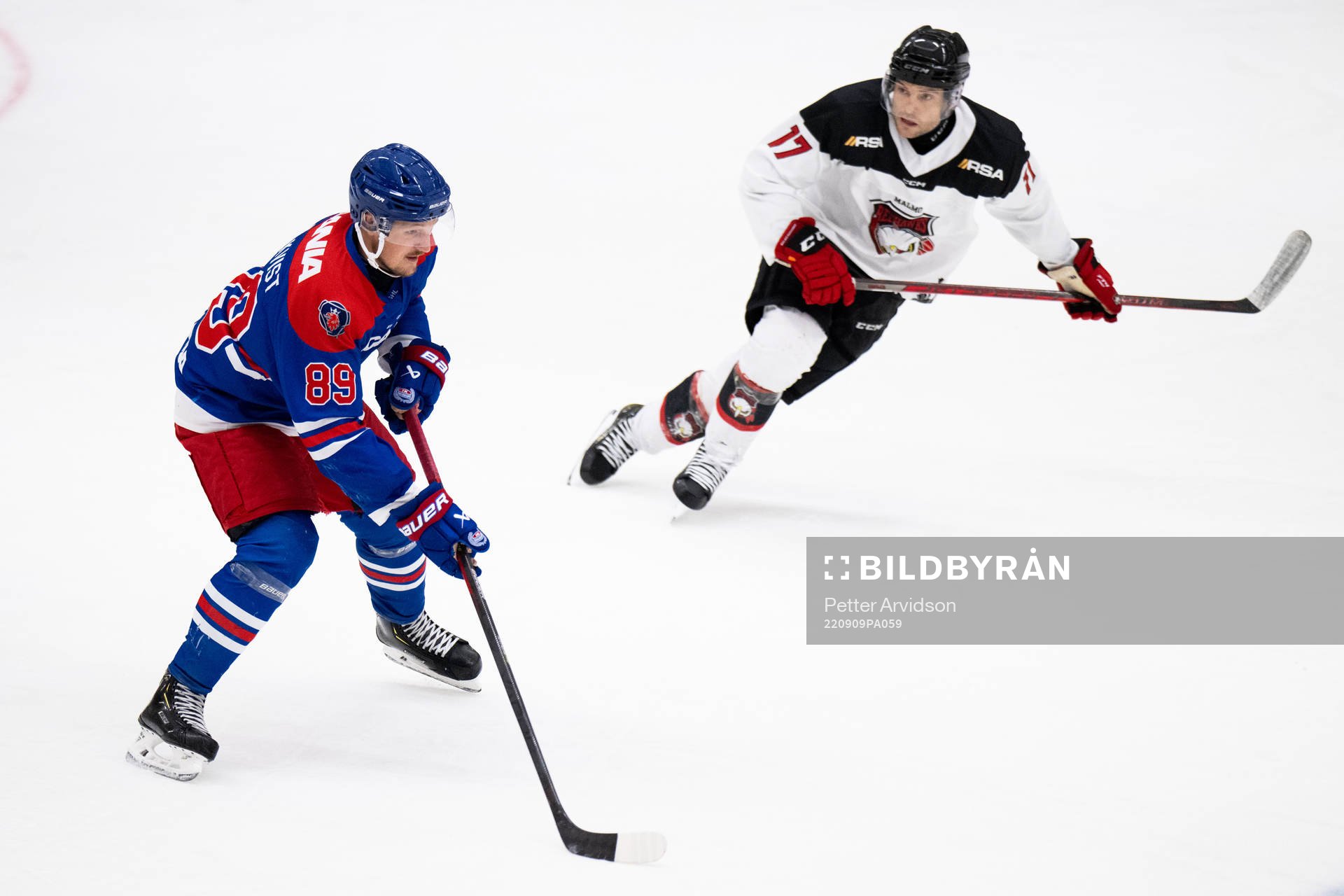 Oskarshamns Patrik Karlkvist och Malmö Redhawks Pathrik
