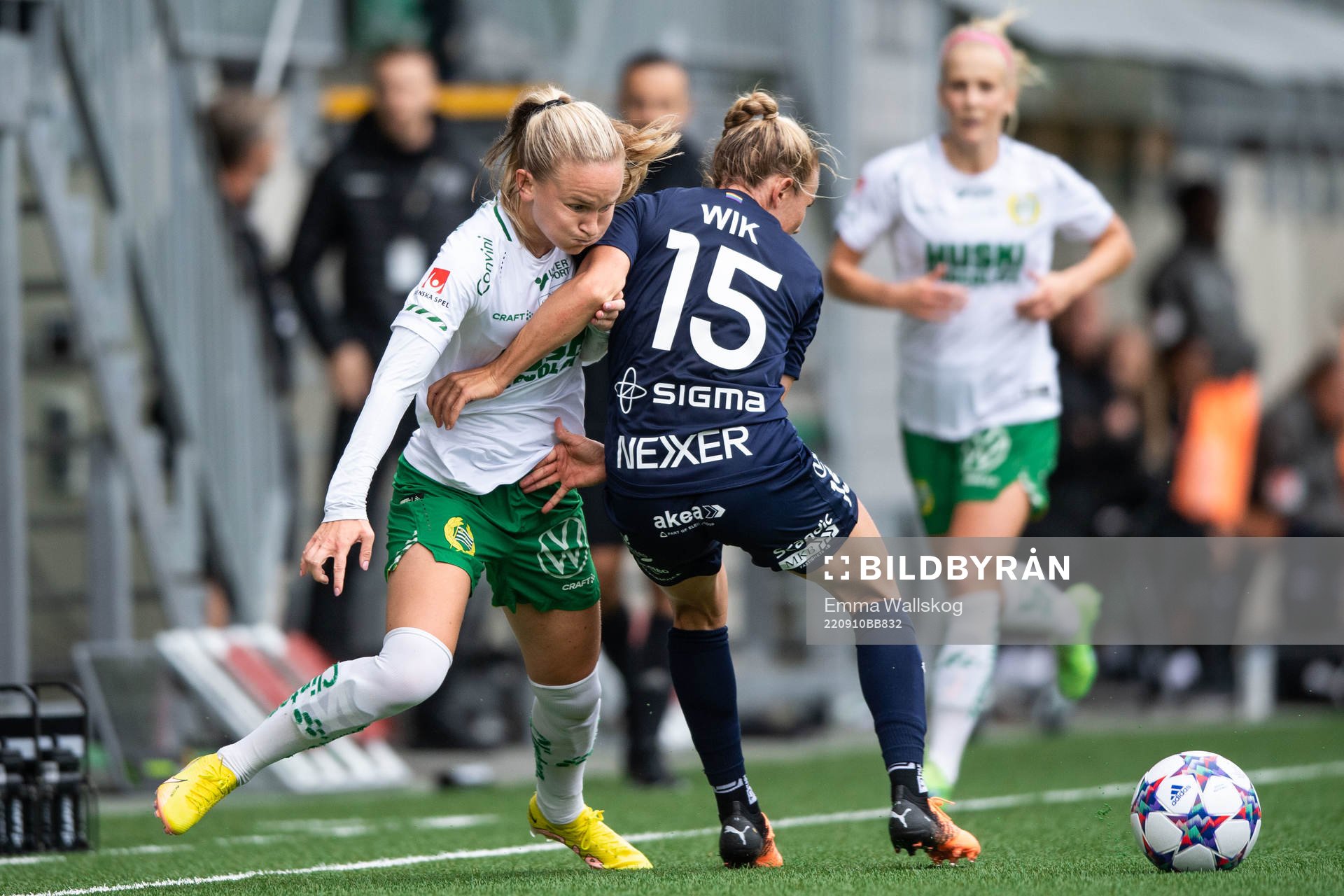 Hammarbys Matilda Vinberg och FC Rosengårds Jessica Wik