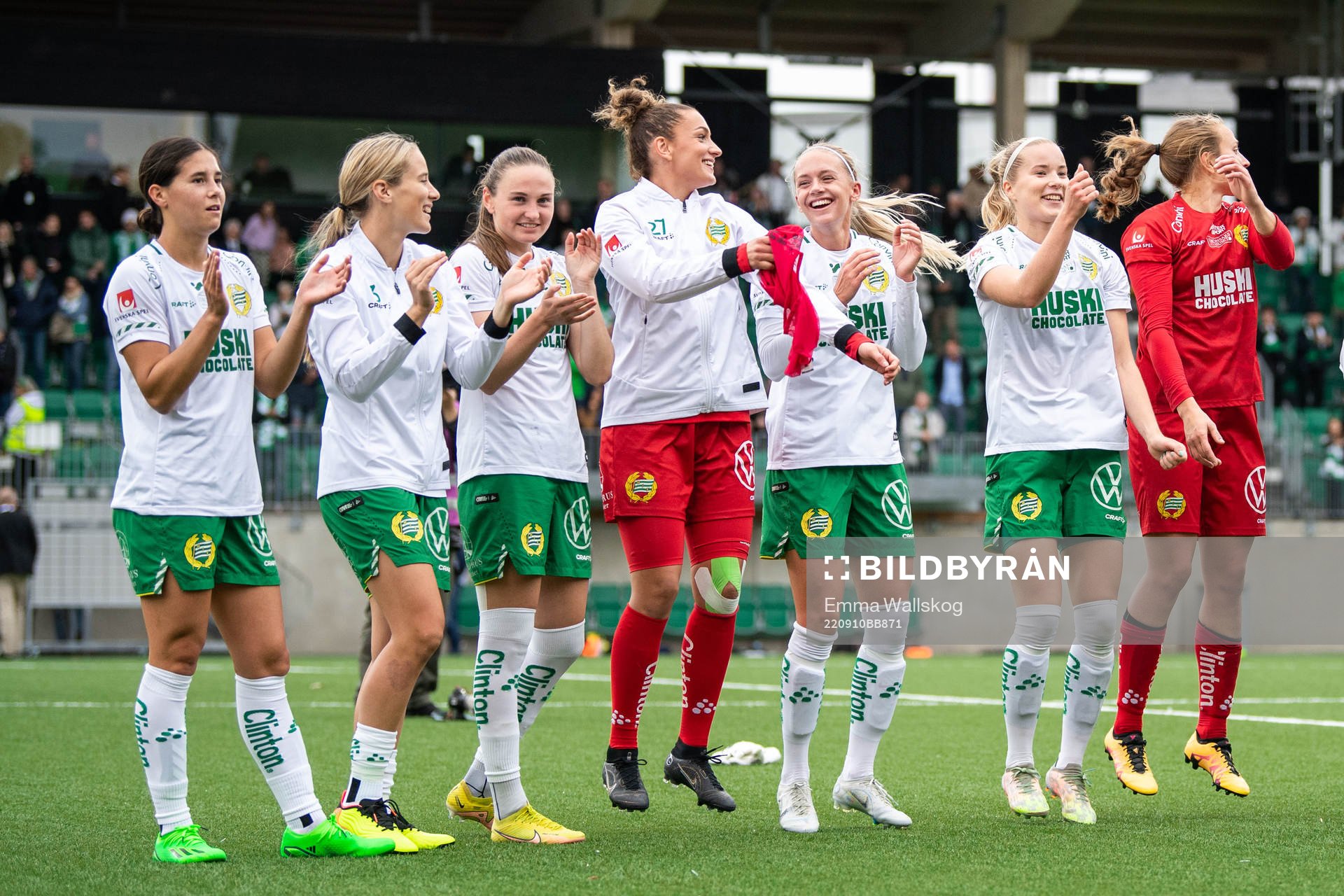 Hammarbys spelare jublar