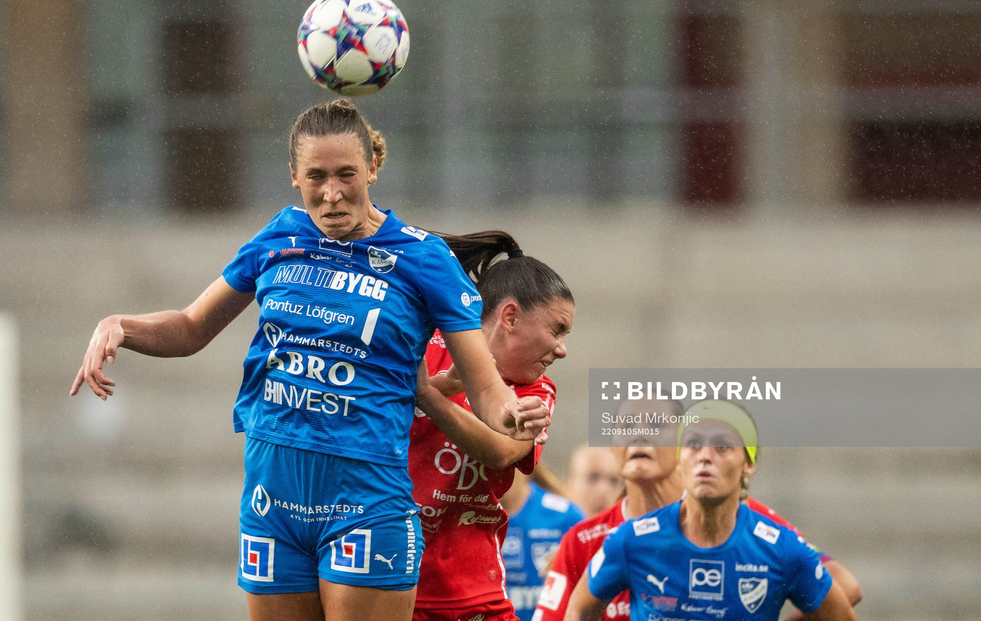 Kalmars Charlene Nowotny och Örebros Emilia Pelgander