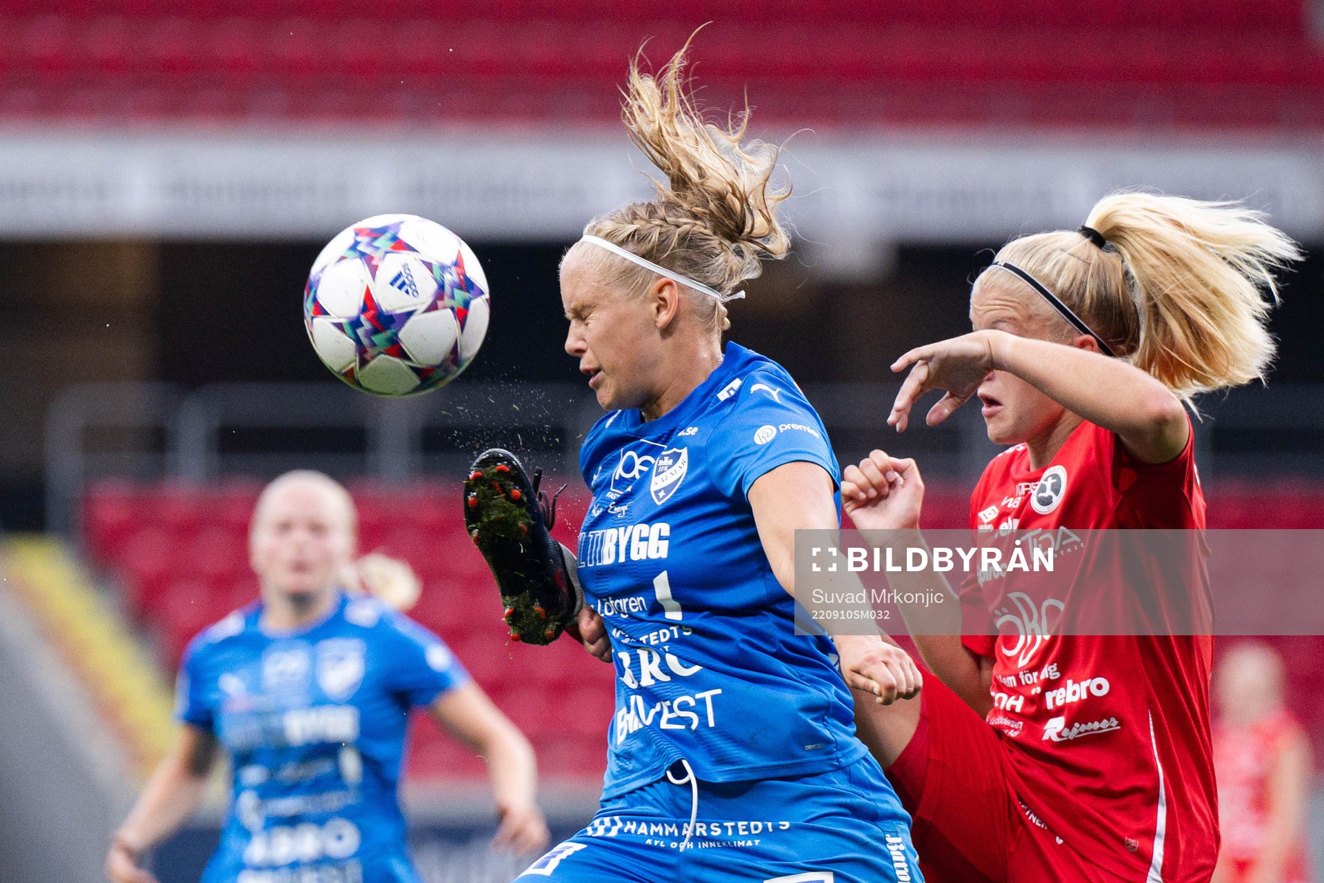 Kalmars Amanda Persson och Örebros Katie Lockwood