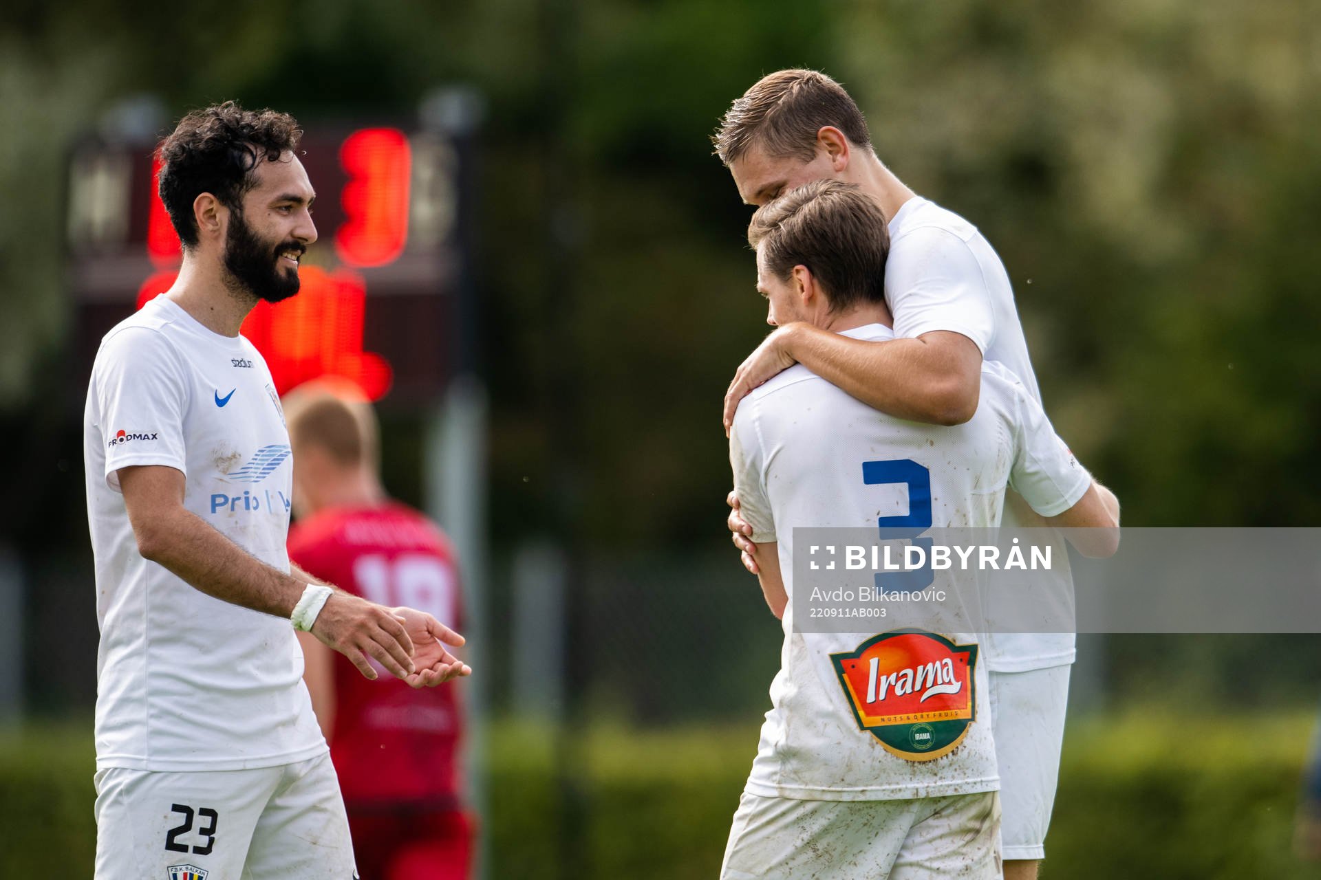 Balkans Johannes Hedén Hultgren, Milos Nikolic och Albin