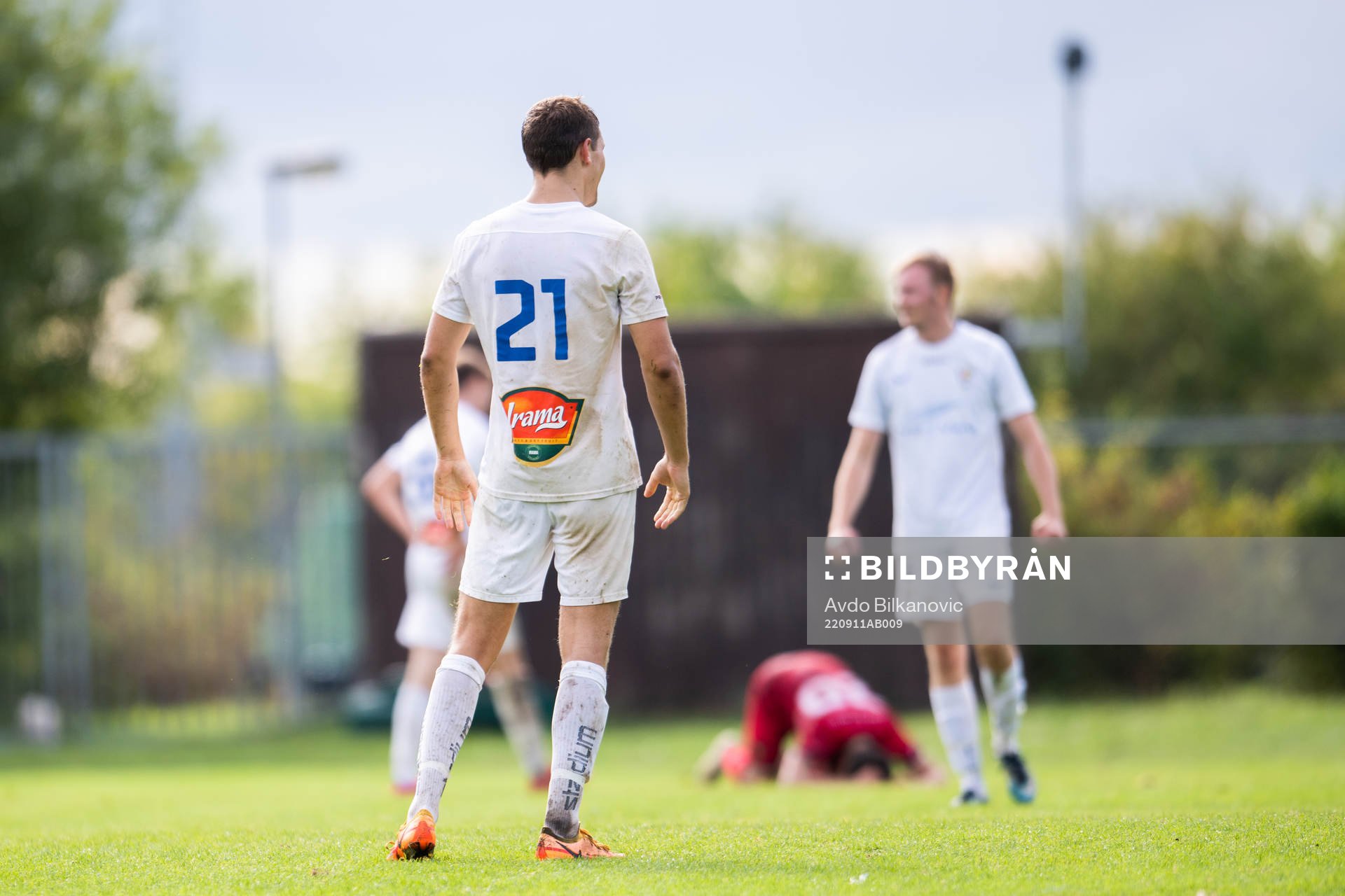 Balkans Albin Asklund jublar
