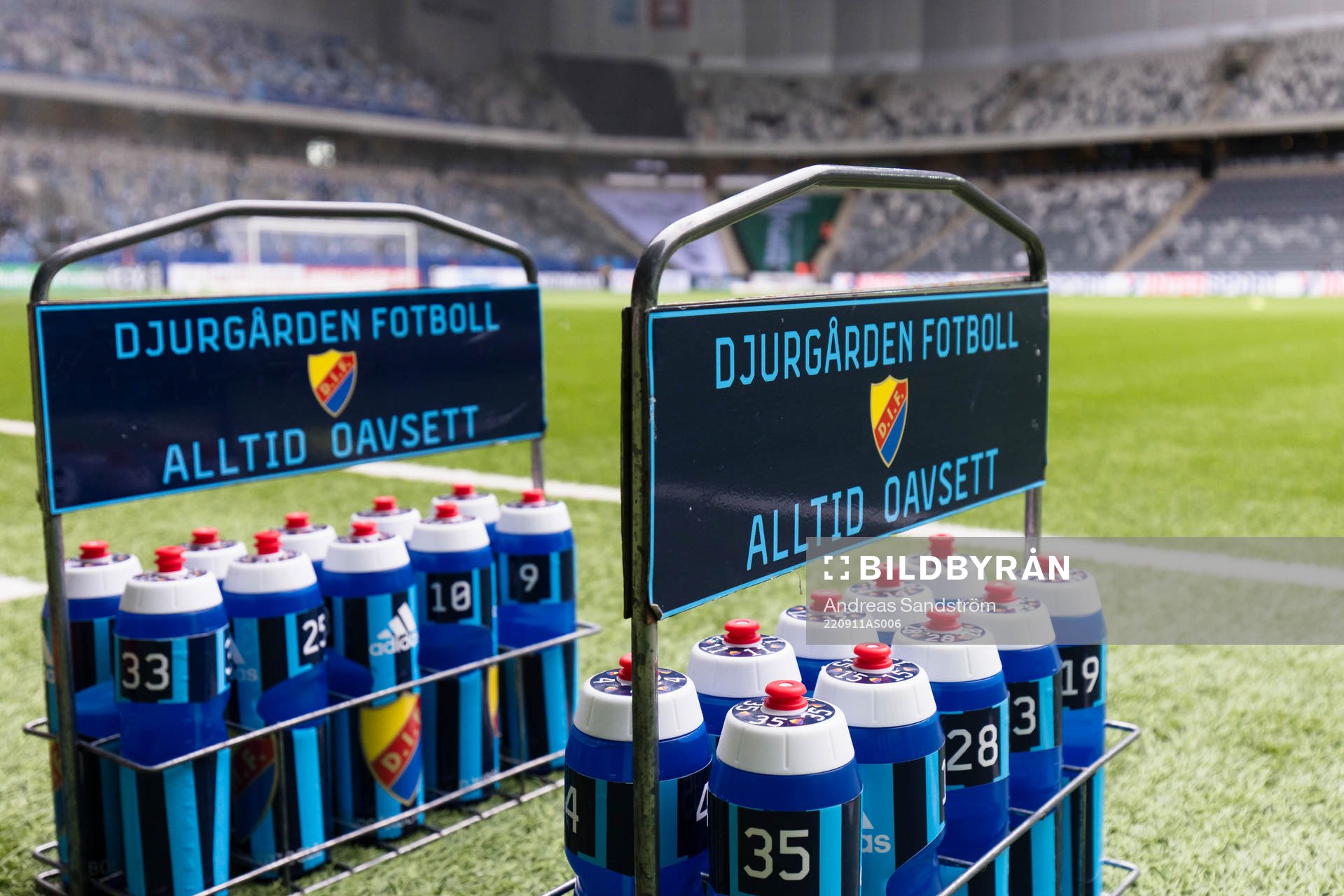Vattenflaskor för Djurgårdens spelare