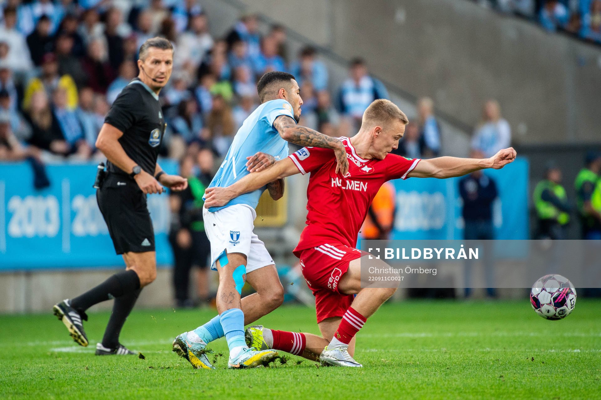 Malmö FFs Sergio Pena och IFK Norrköpings Jacob Ortmark