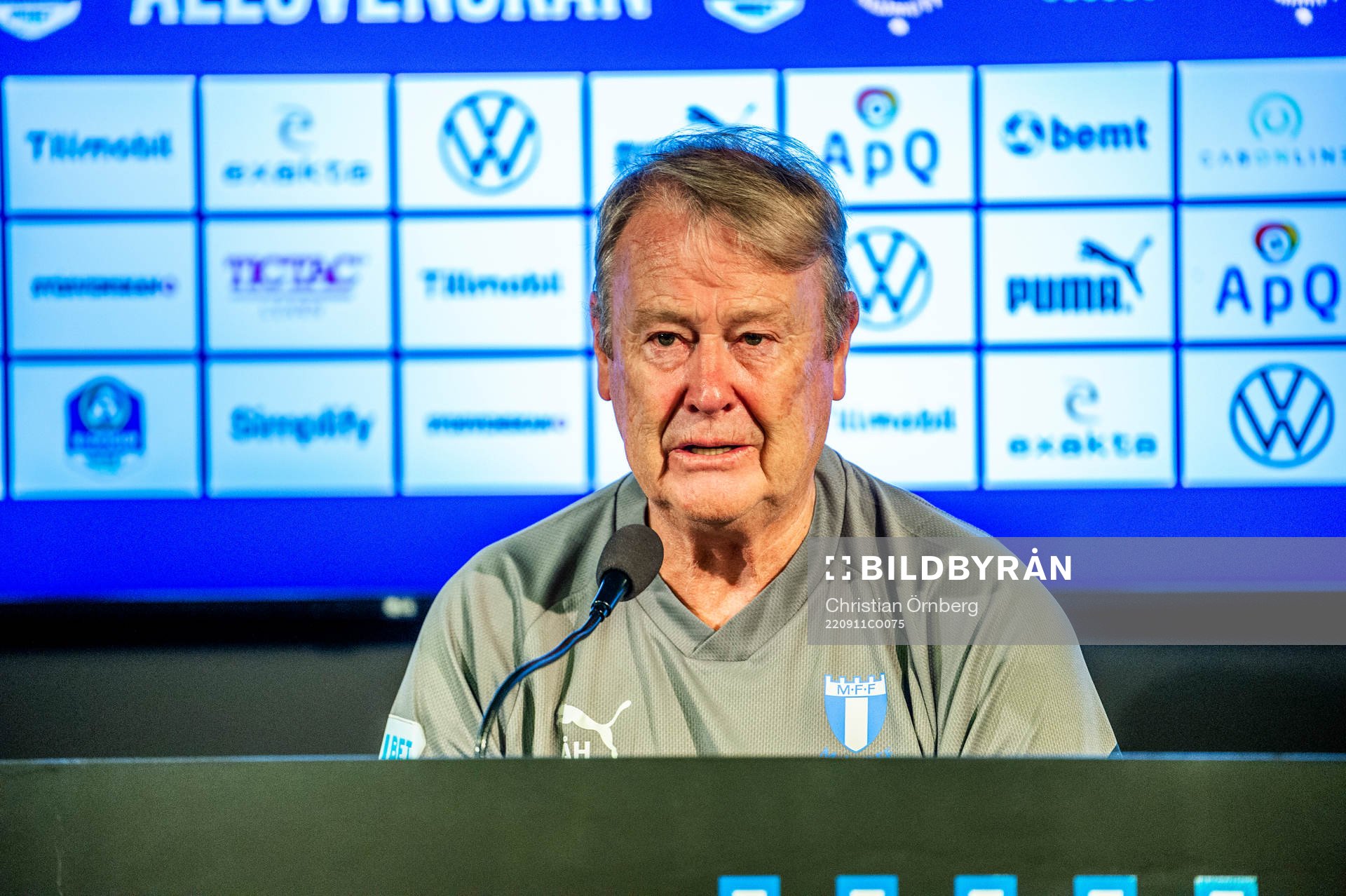 Malmö FFs tränare Åge Hareide på en presskonferens