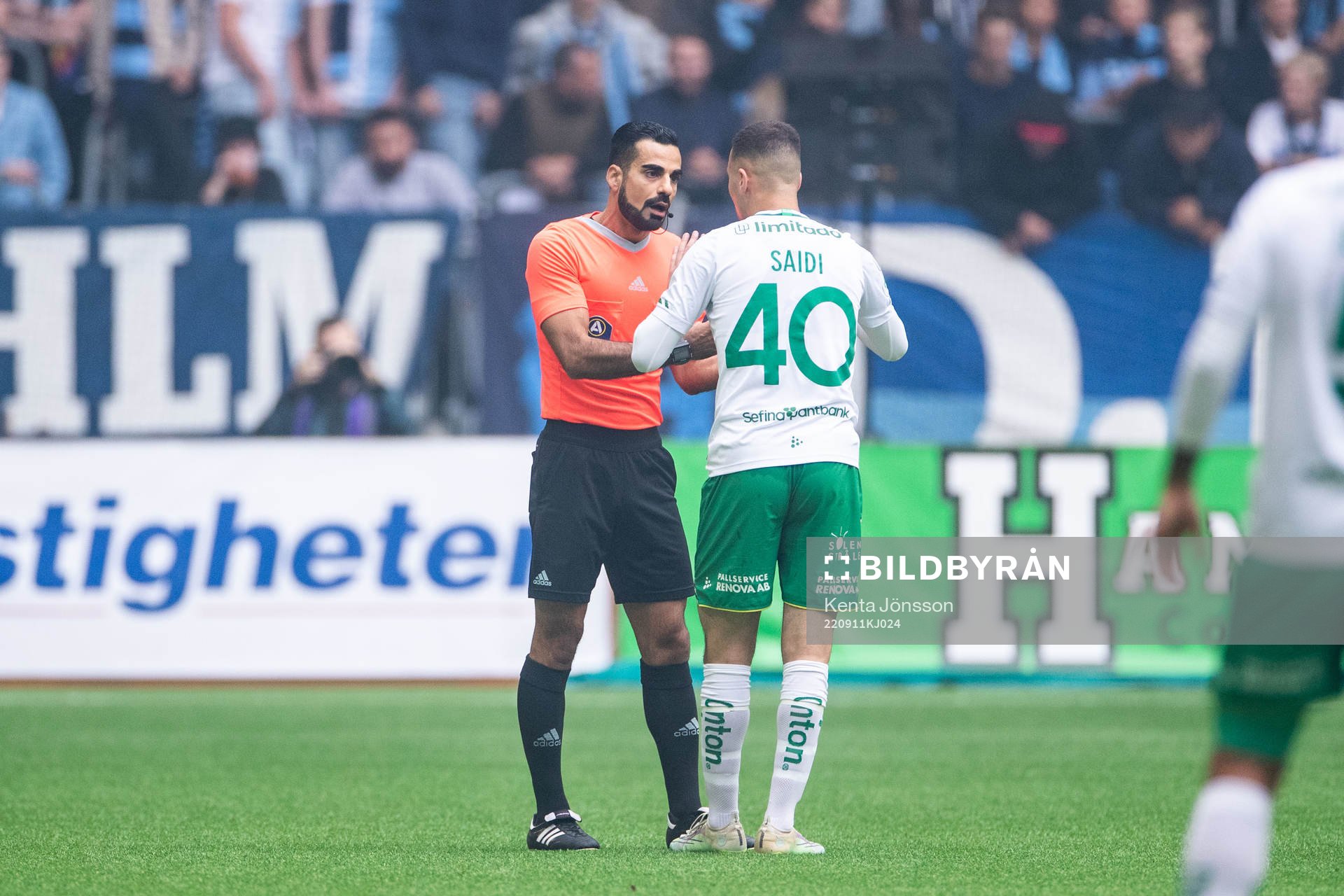 Domare Mohammed Al-Hakim och Hammarbys Abdelrahman Saidi