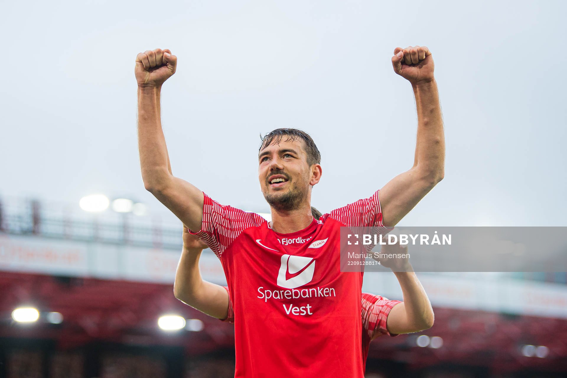 Fredrik Pallesen Knudsen of Brann celebrates