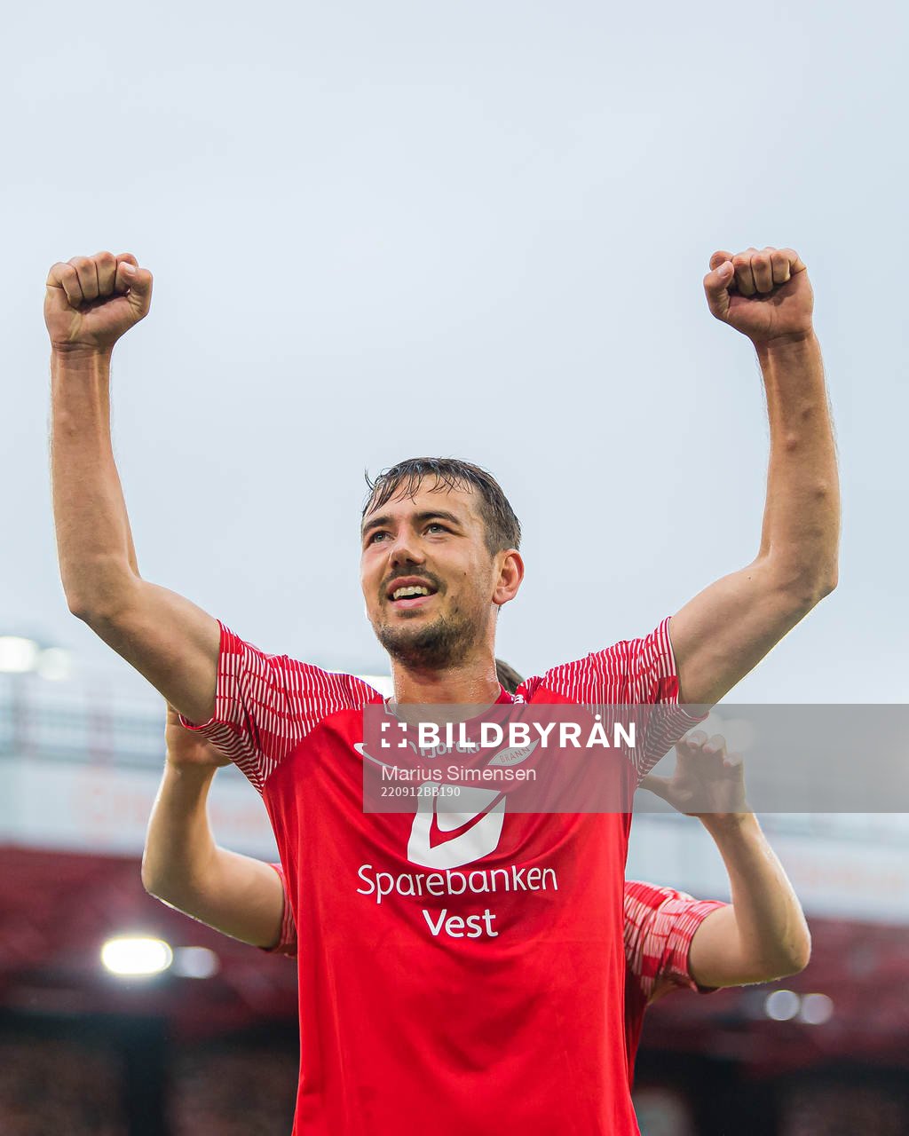 Fredrik Pallesen Knudsen of Brann celebrates