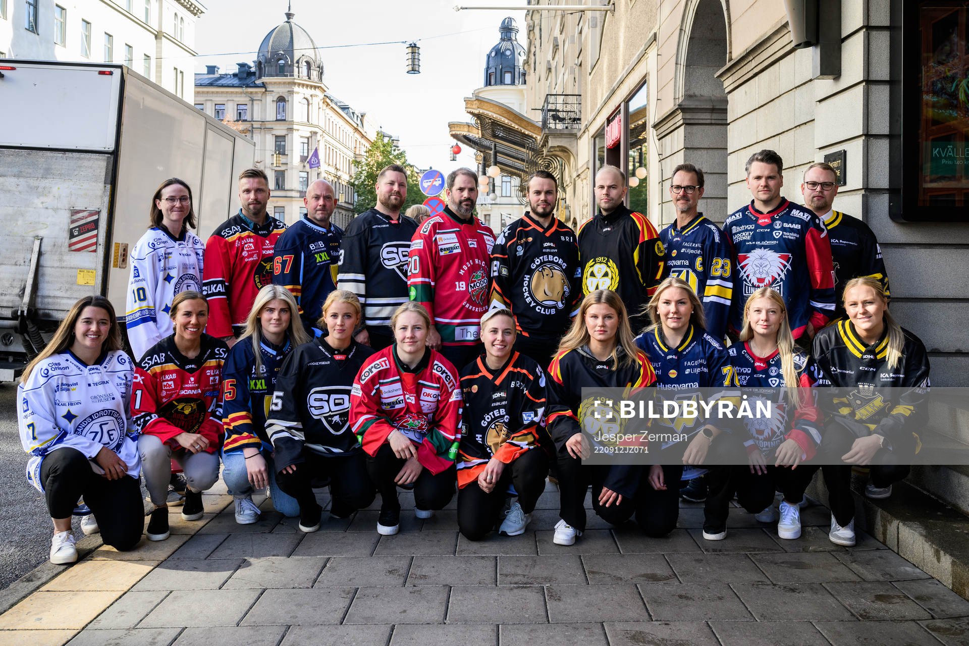 Leksands tränare Jordan Colliton, Luleås tränare Mikael