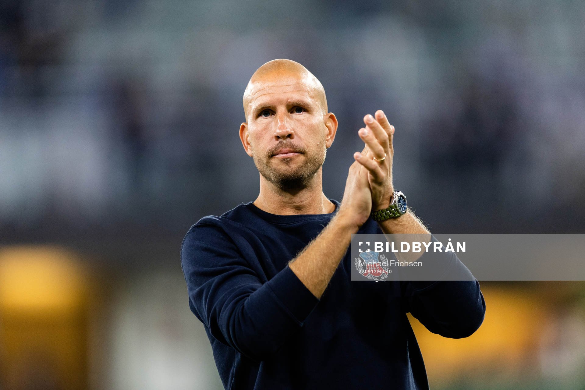 Helsingborgs tränare Mattias Lindström jublar