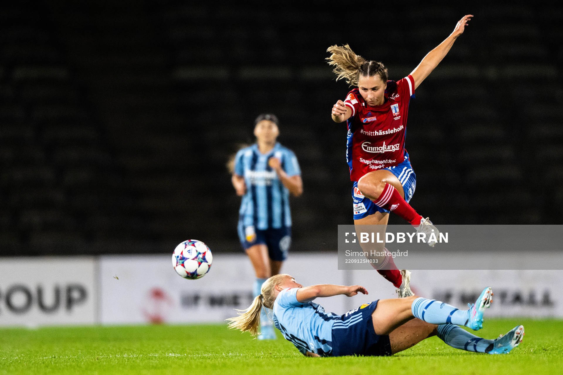 Djurgårdens Tilde Lindwall och Vittsjös Katrina Gorry