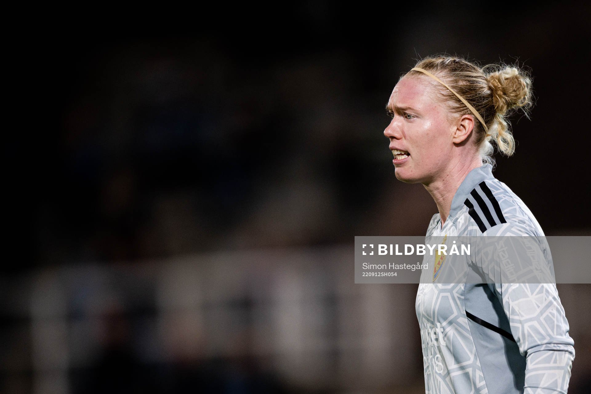 Djurgårdens målvakt Hedvig Lindahl deppar