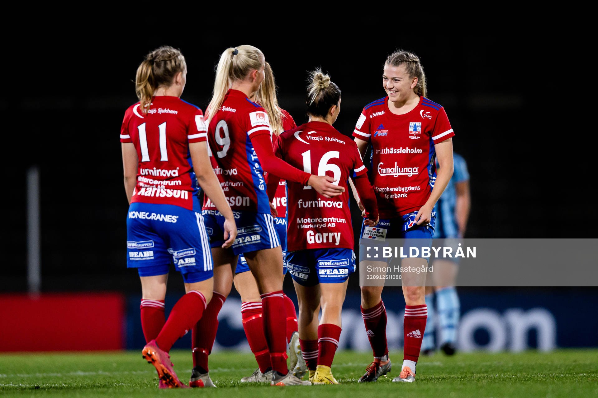 Vittsjös Charlotte Grant jublar