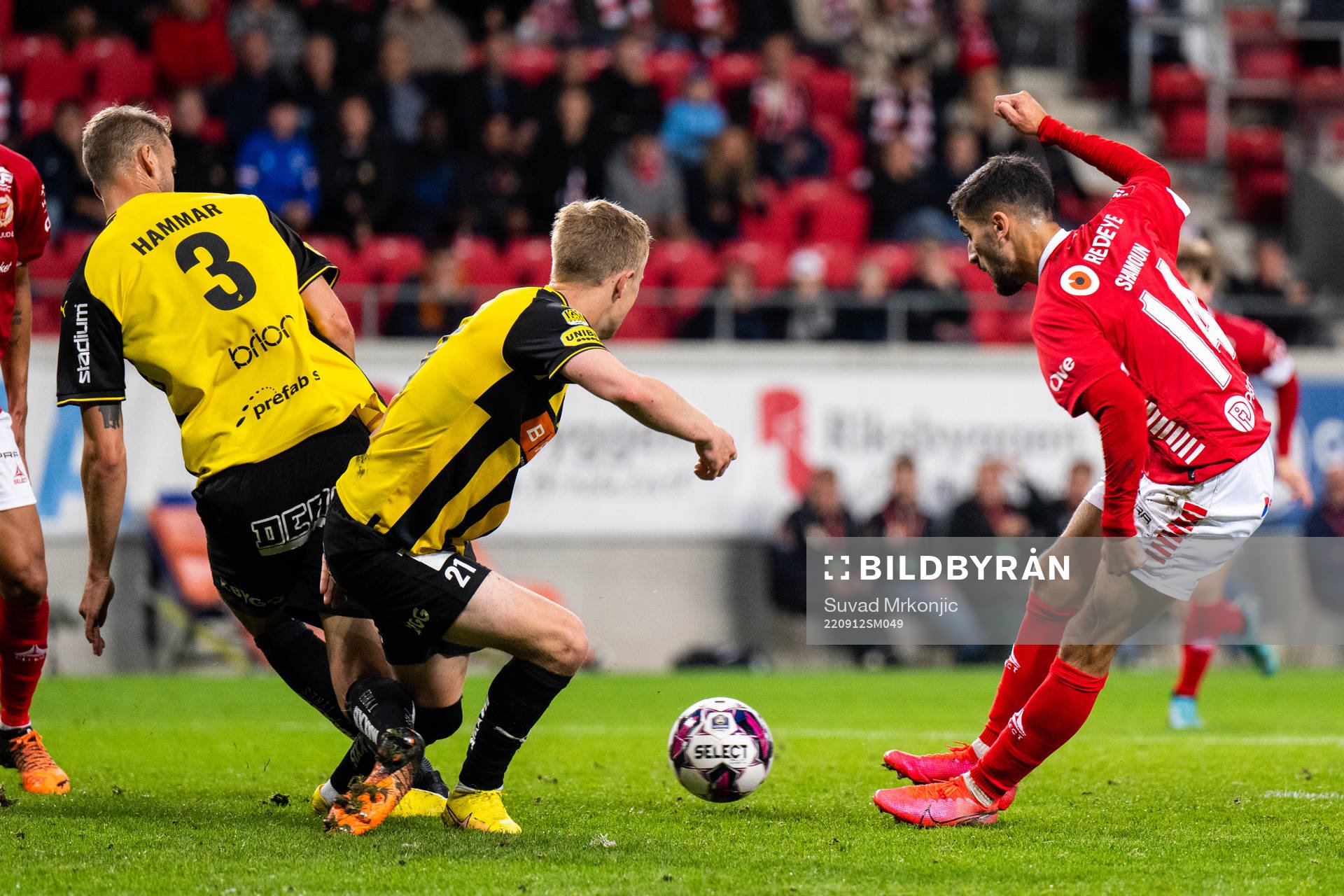 Häckens Tomas Olai Totland och Kalmars Noah Shamoun