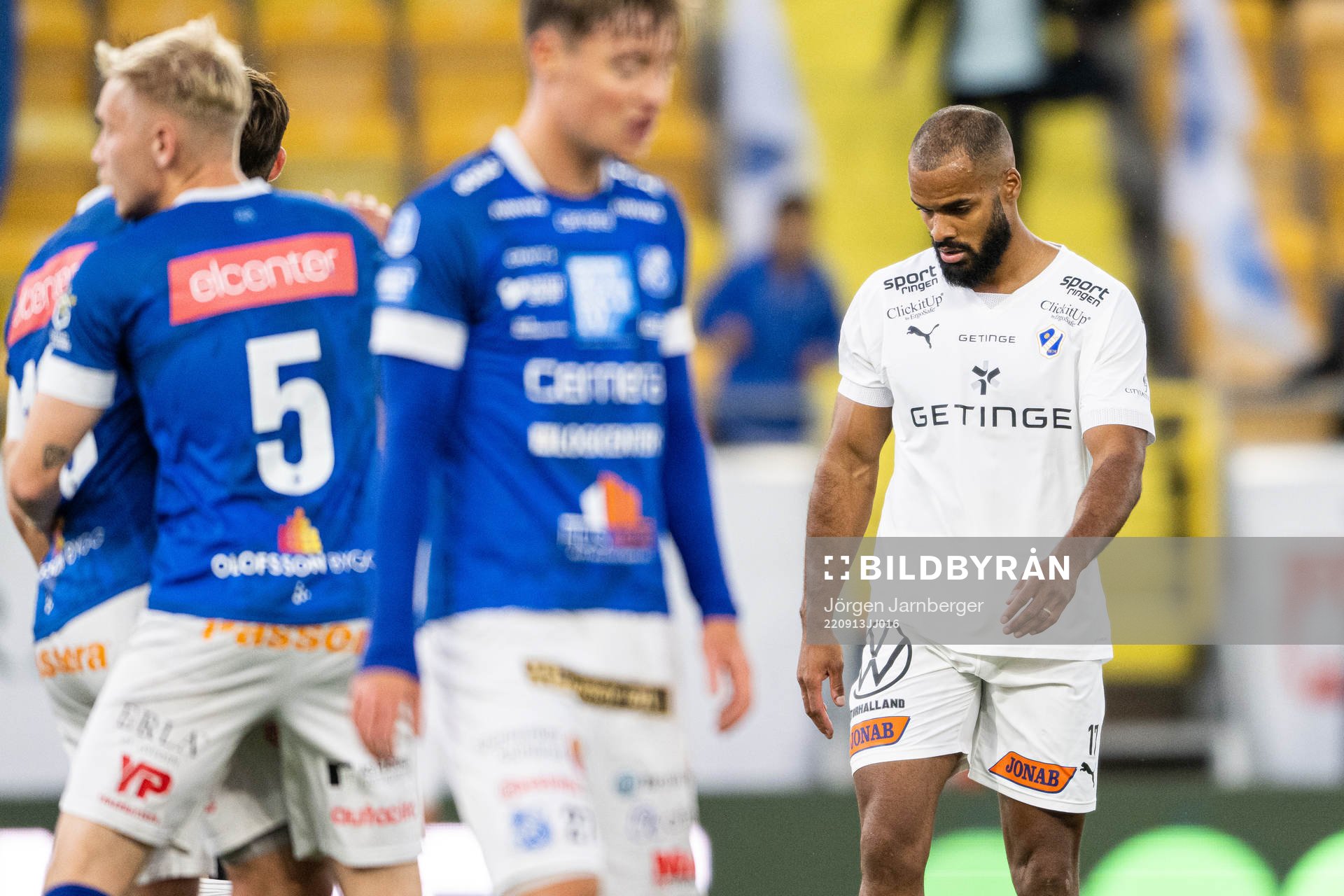 Halmstads Phil Ofosu-Ayeh deppar
