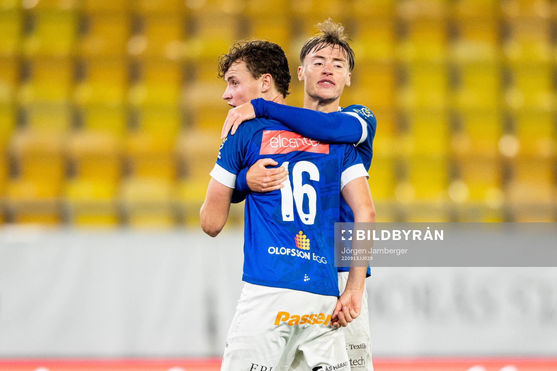 Norrbys Alexander Salo och Pontus Eriksson jublar