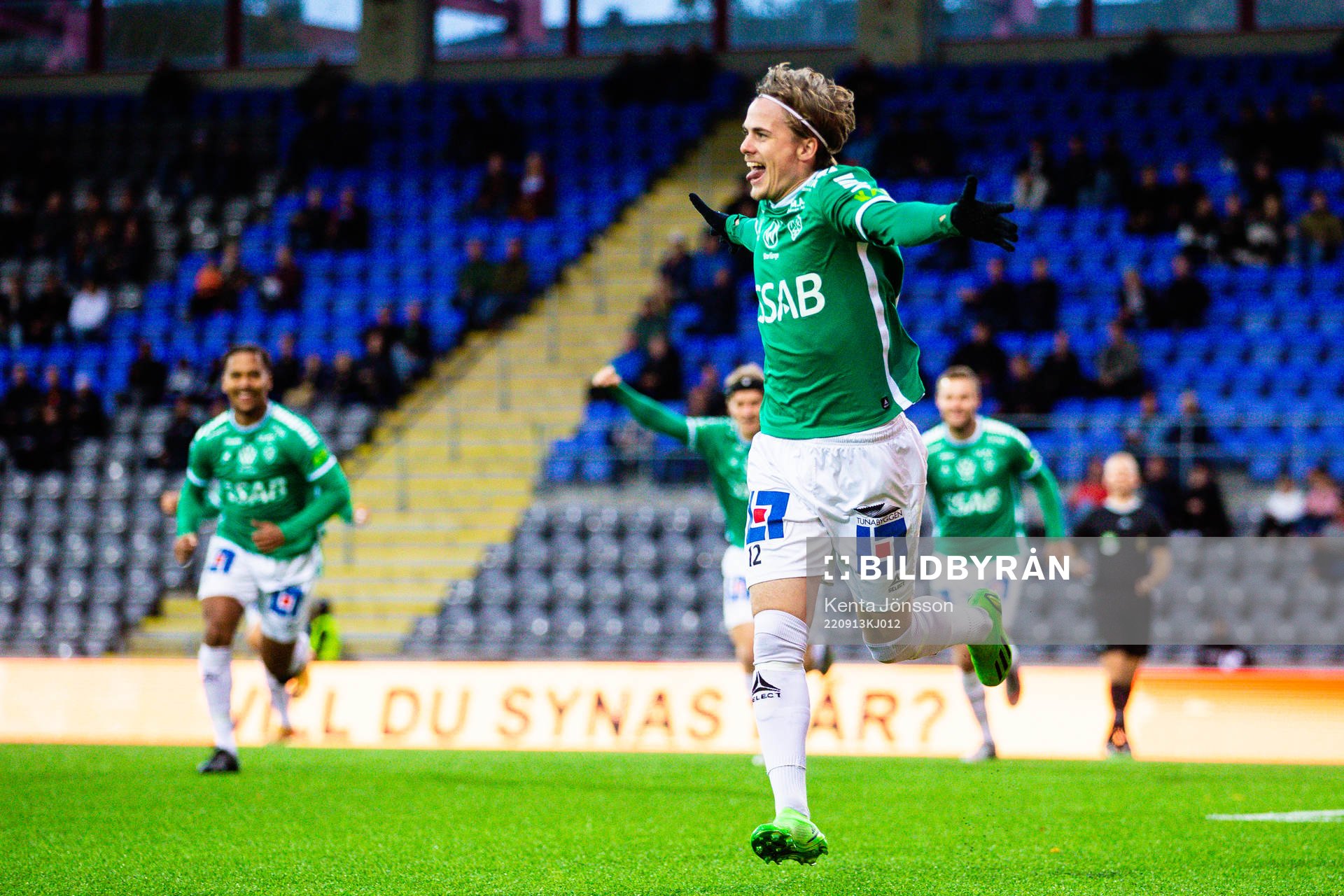 Brages Johan Arvidsson jublar