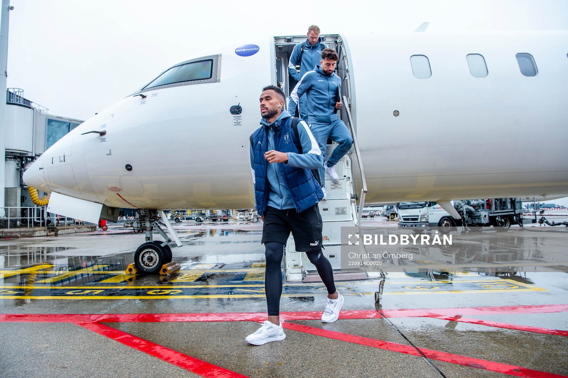 Isaac Kiese Thelin and Moustafa Zeidan of Malmö FF