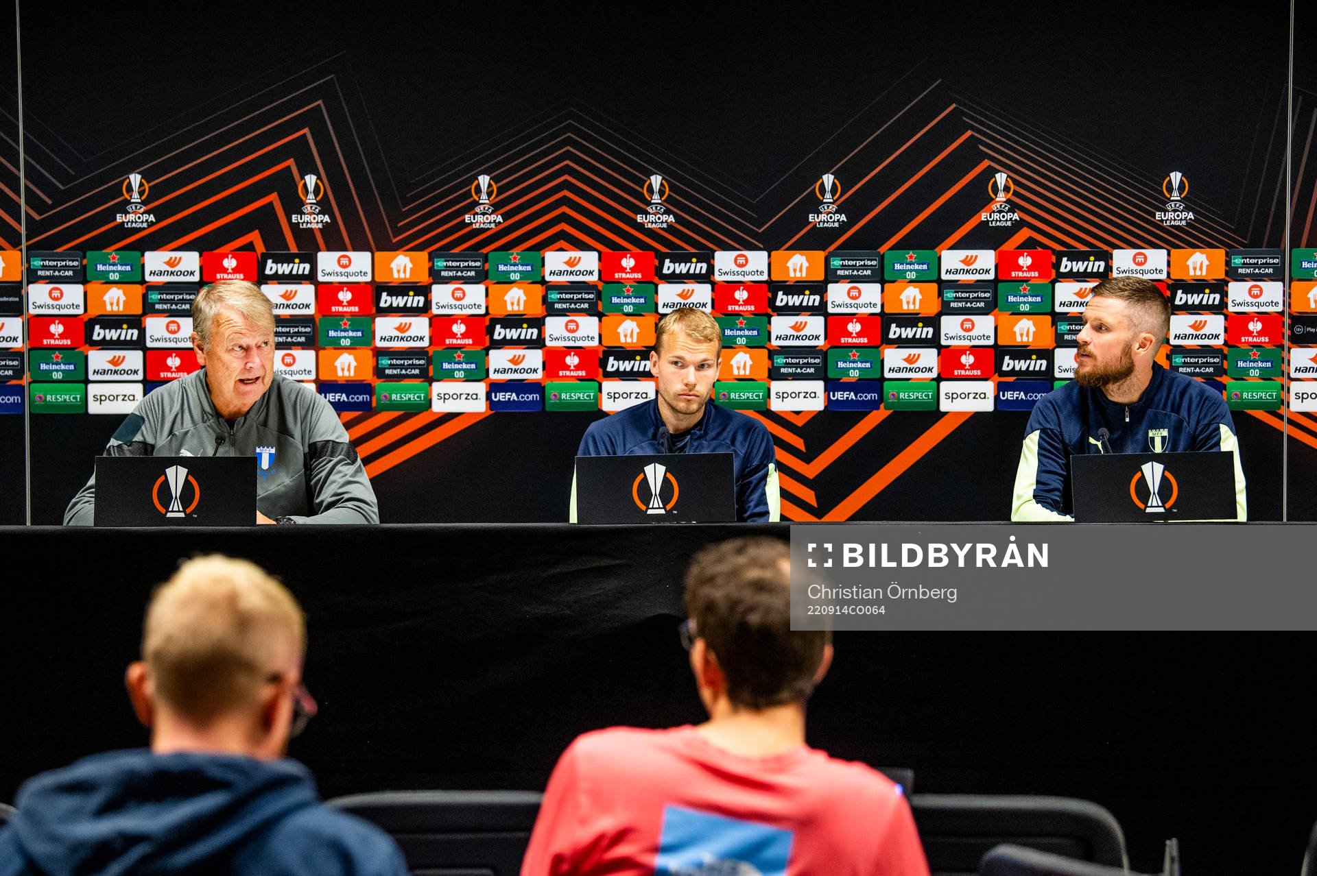Head coach Åge Hareide, Oscar Lewicki and Lasse Nielsen