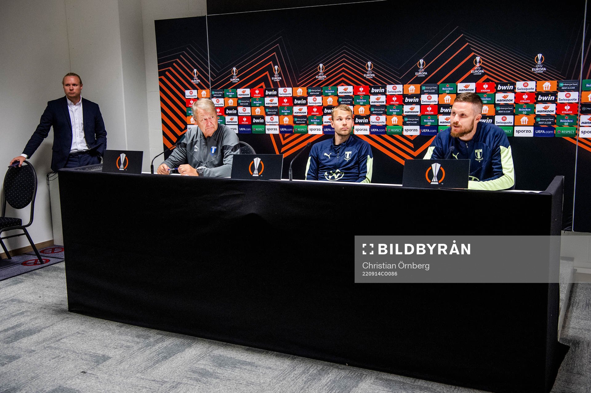 Head coach Åge Hareide, Oscar Lewicki and Lasse Nielsen during a press conference with Malmö FF on September 14, 2022 in Leuven.