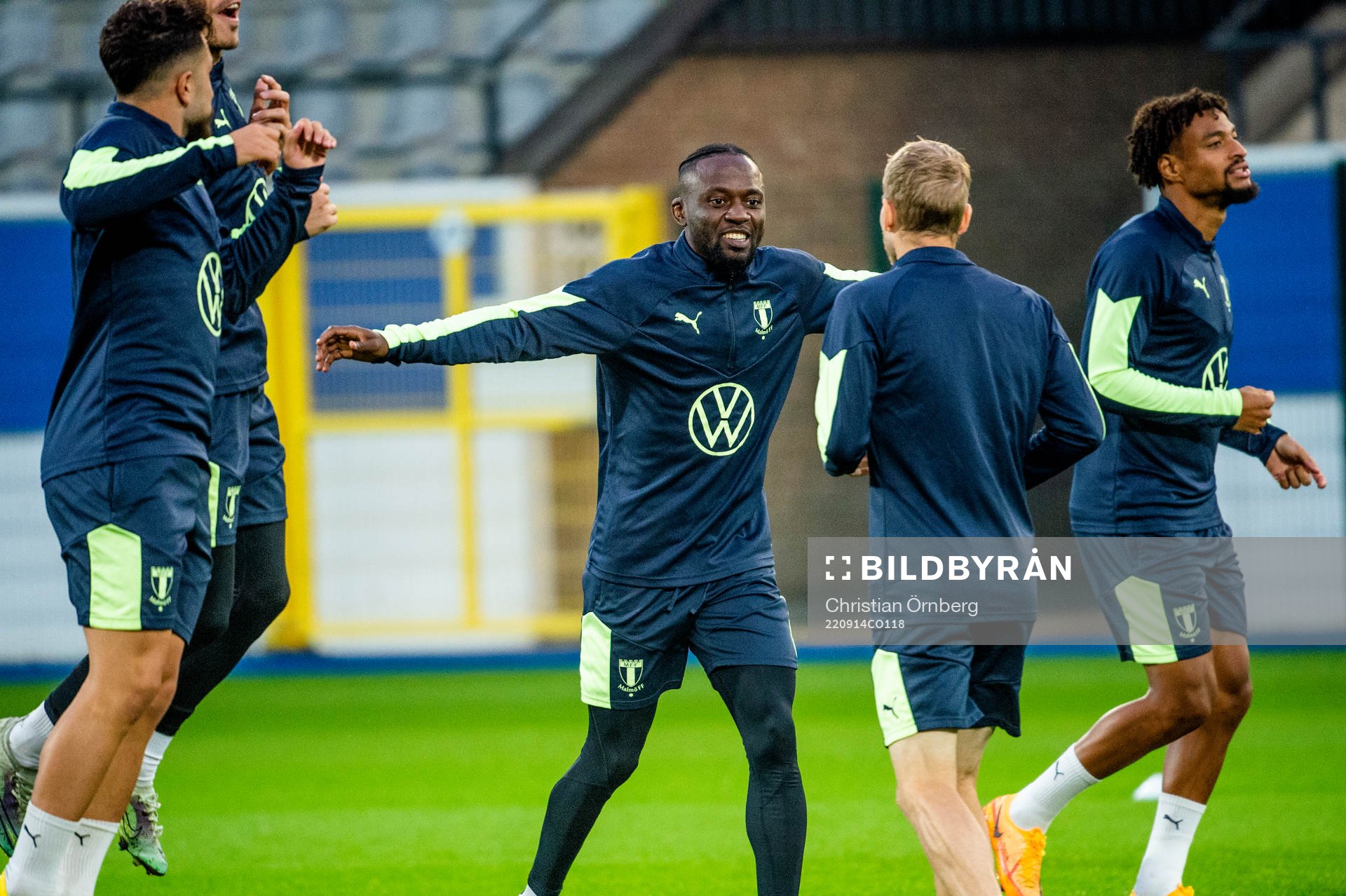 Mohamed Buya Turay and the players