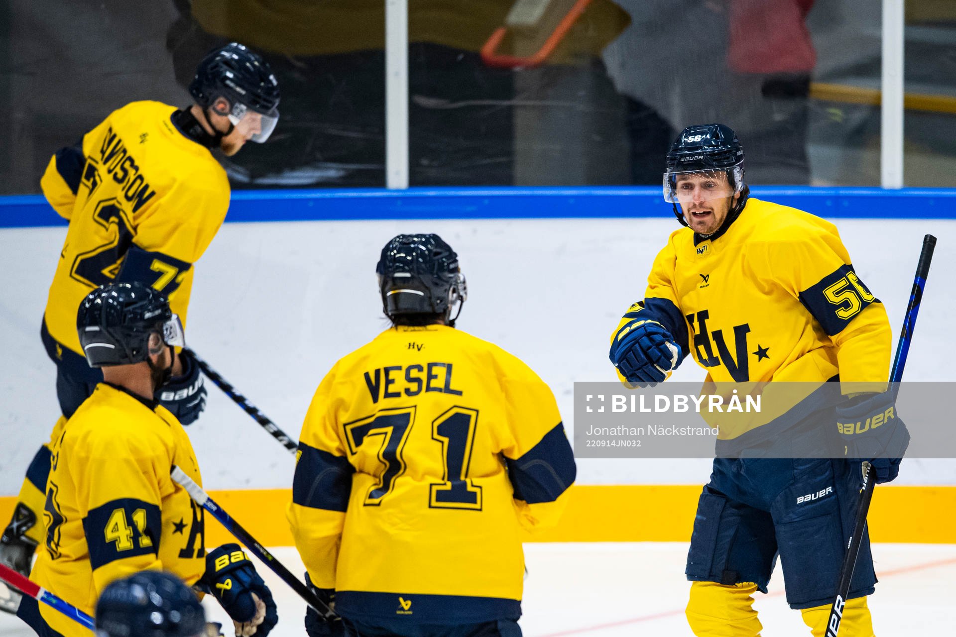 s Fredrik Forsberg jublar