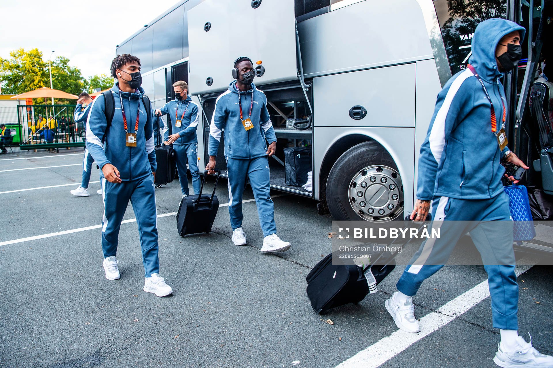 Joseph Ceesay and goalkeeper Ismael Diawara of Malmö FF