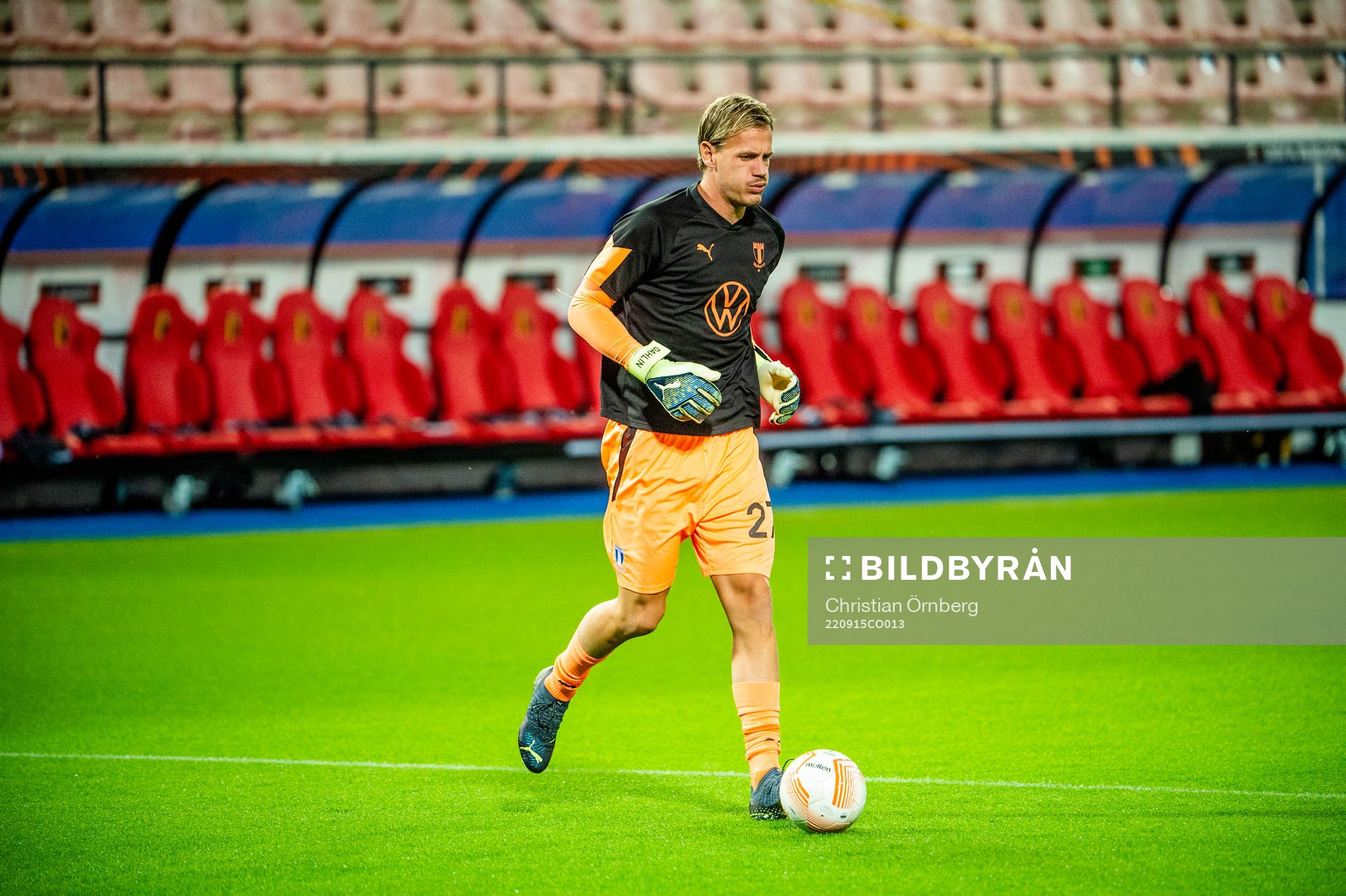 Goalkeeper Johan Dahlin of Malmö FF