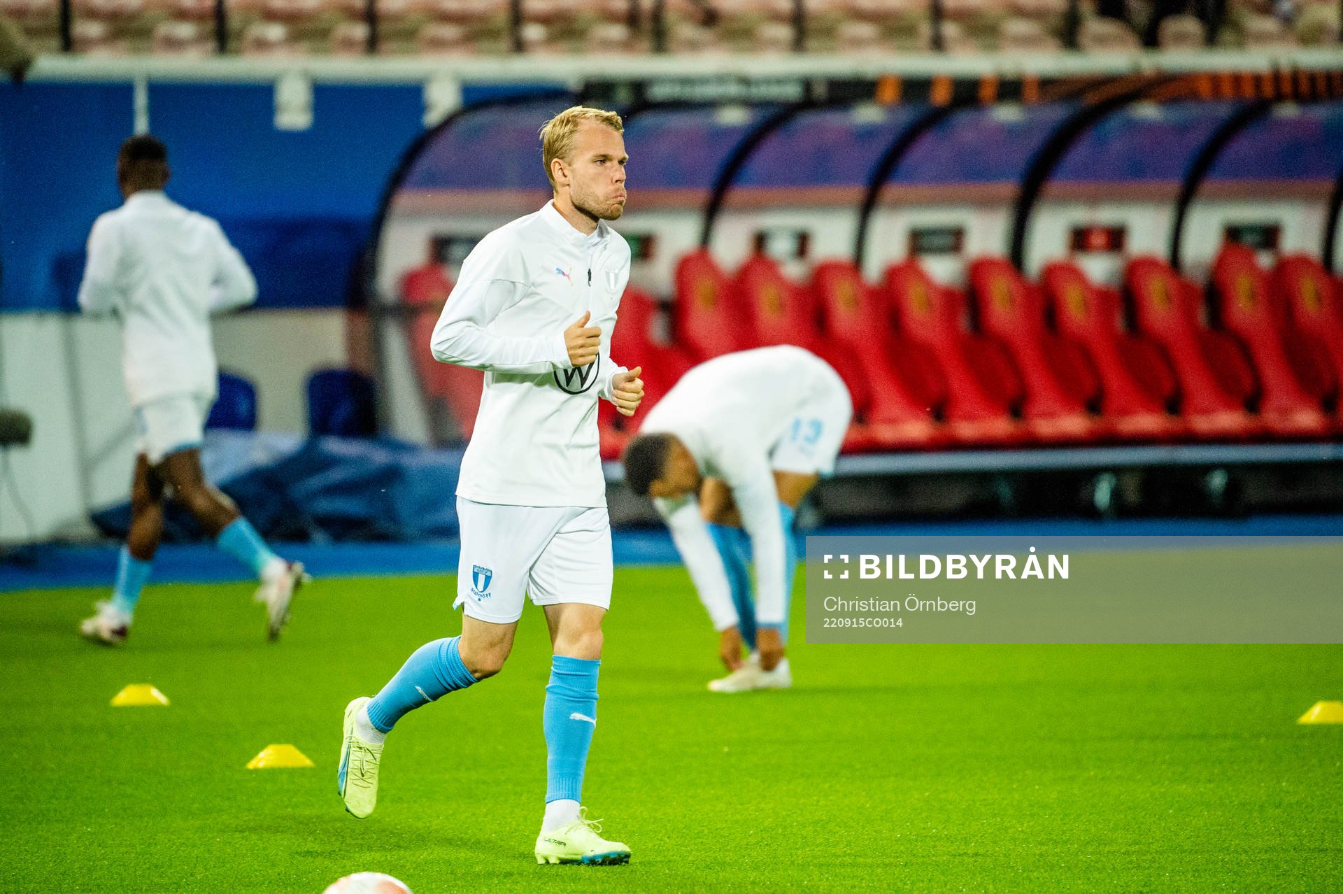 Oscar Lewicki of Malmö FF ahead of the UEFA Europa League match between Royale Union Saint-Gilloise and Malmö FF on September 15, 2022 in Leuven.
