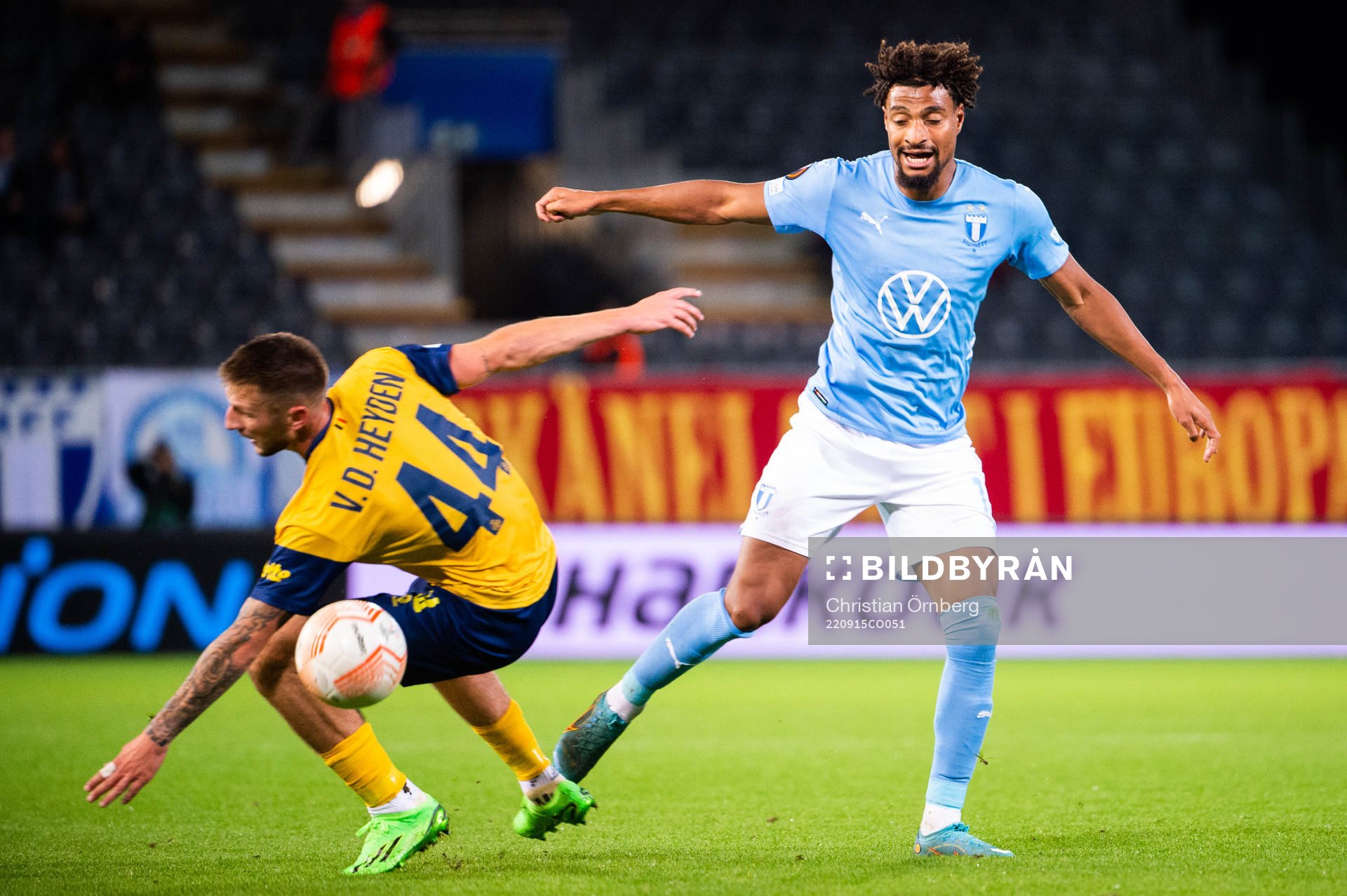 Joseph Ceesay of Malmö during the UEFA Europa League match between Royale Union Saint-Gilloise and Malmö FF on September 15, 2022 in Leuven.